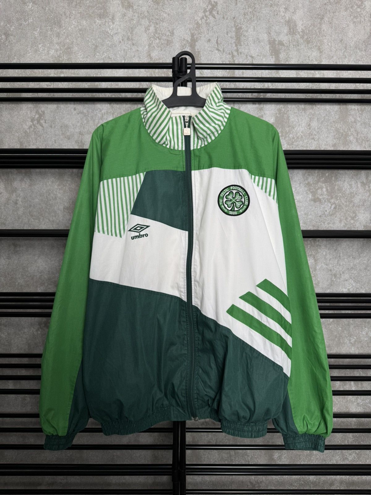 Umbro Celtic 1991 Umbro Walk Out Jacket Size US L / EU 52-54 / 3 - 1 Thumbnail
