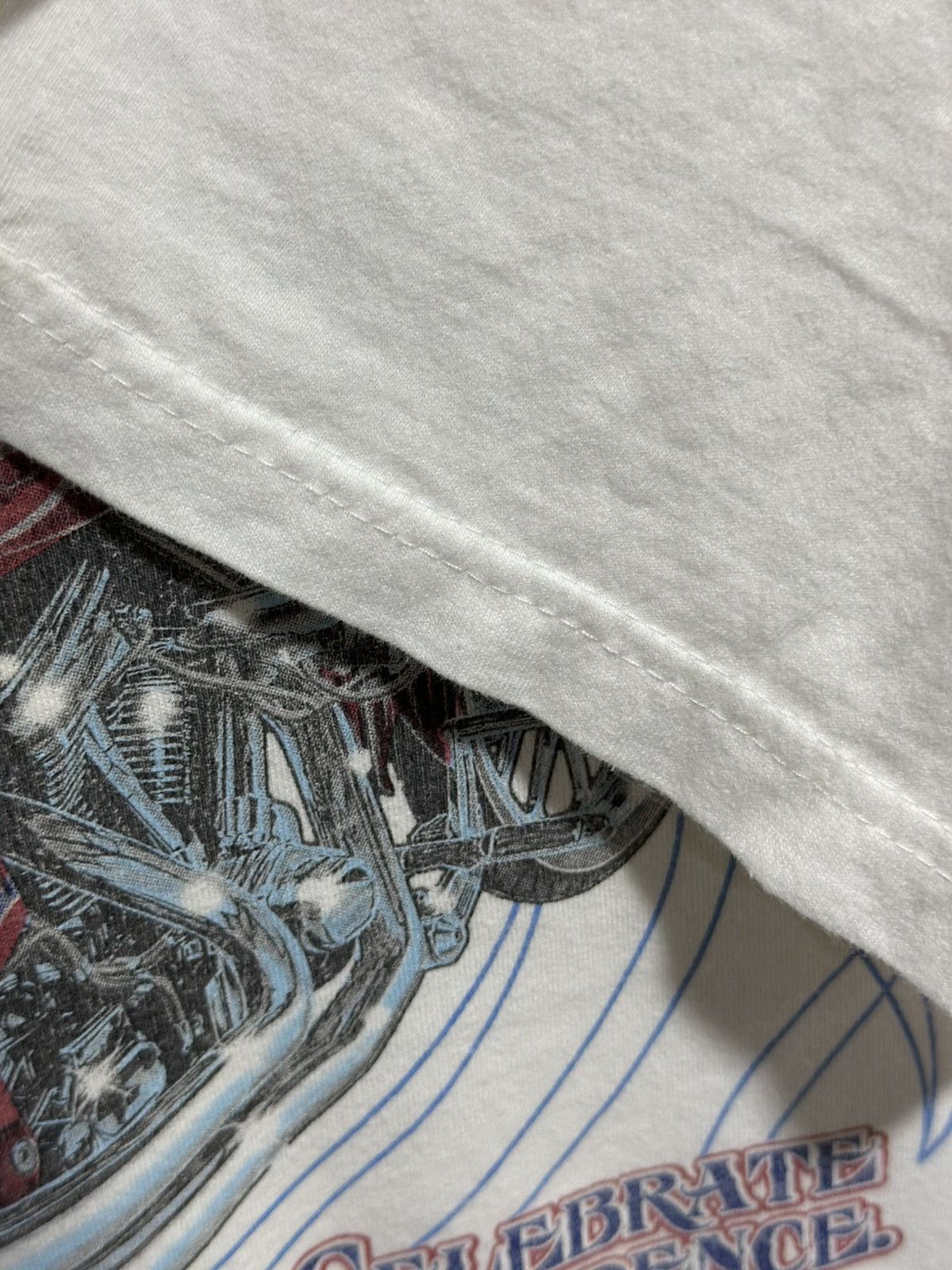 Vintage Vintage Celebrate Independence Harley Graphic Faded Tee Size US XL / EU 56 / 4 - 4 Thumbnail