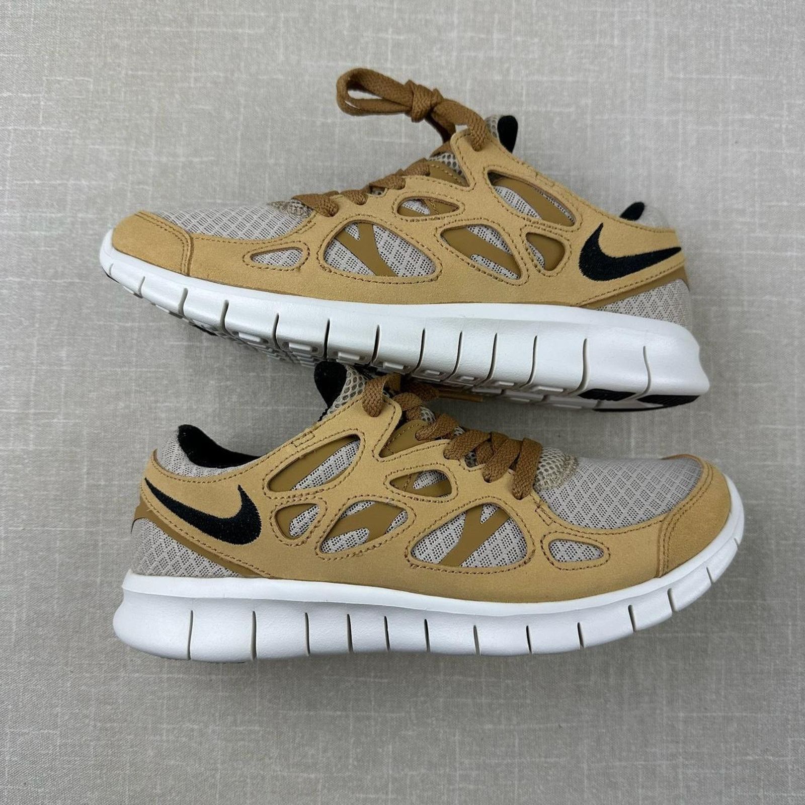 Nike 2021 Nike Free Run 2 “Beige" Women 6.5 Size US 6.5 / IT 36.5 - 2 Thumbnail