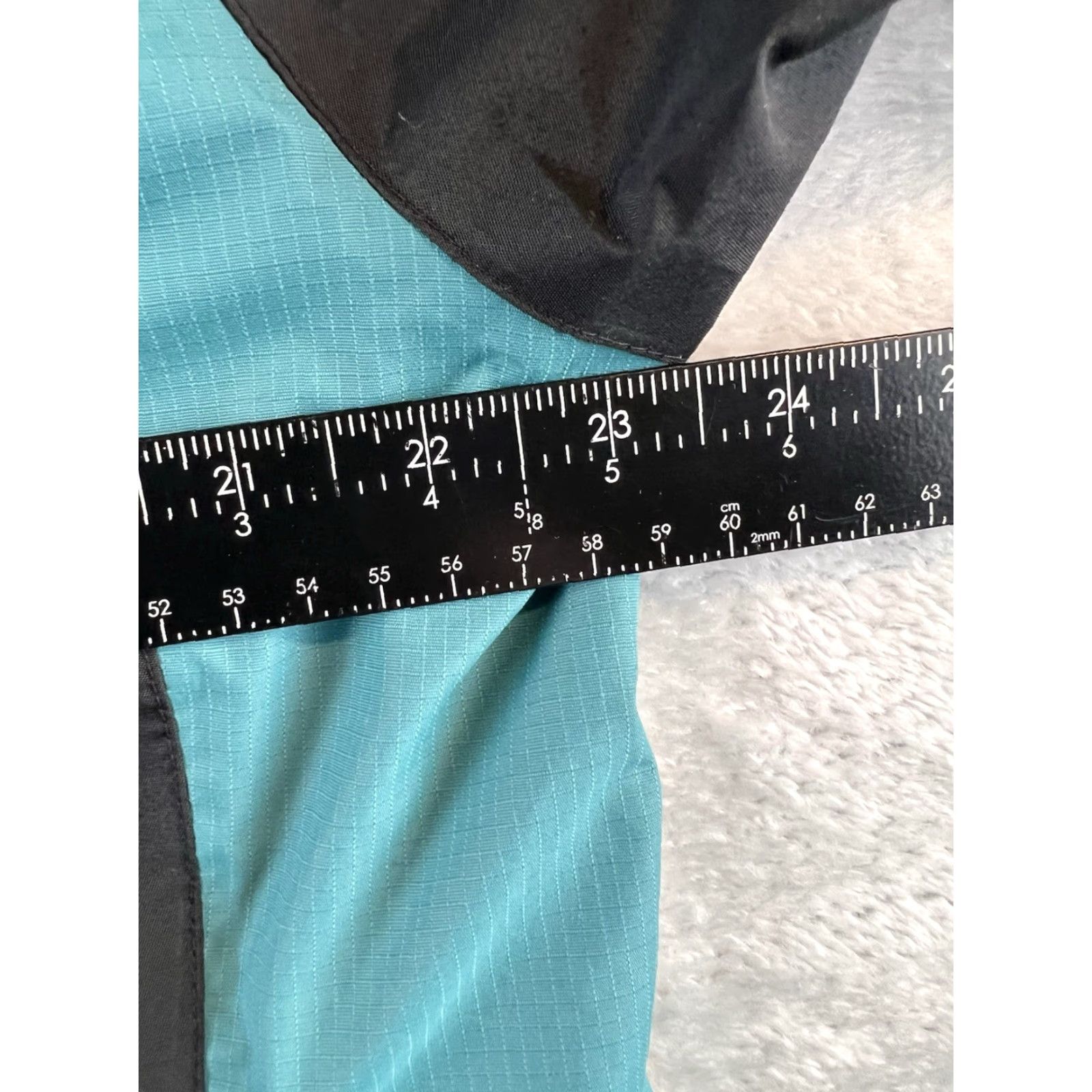 Vintage Coleman Windbreaker Jacket L/XL Men's Black Blue Green Lightweight Outdoor Windbreaker Nylon Zip Velcro Jacket Mens Size US L / EU 52-54 / 3 - 4 Thumbnail