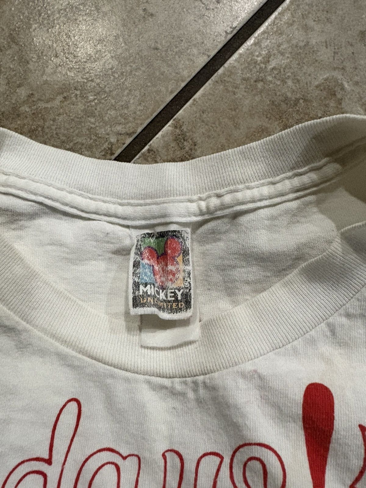 Disney × Vintage Vintage happy holidays tee Size US XL / EU 56 / 4 - 4 Thumbnail