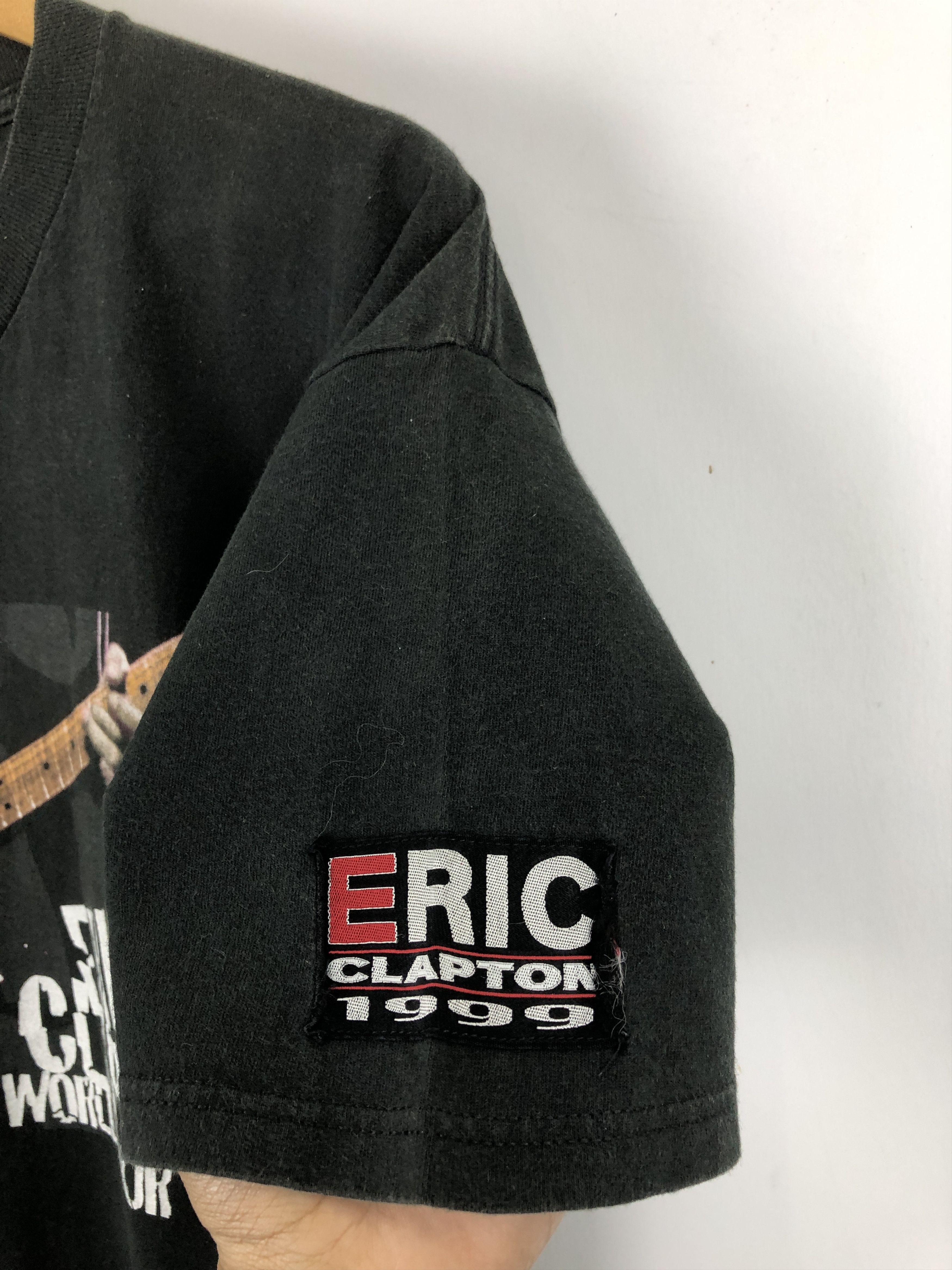 Band Tees × Vintage 90s Vintage Eric Clapton Japan Tour 1999 T Shirt TA0467 Size US L / EU 52-54 / 3 - 9 Thumbnail