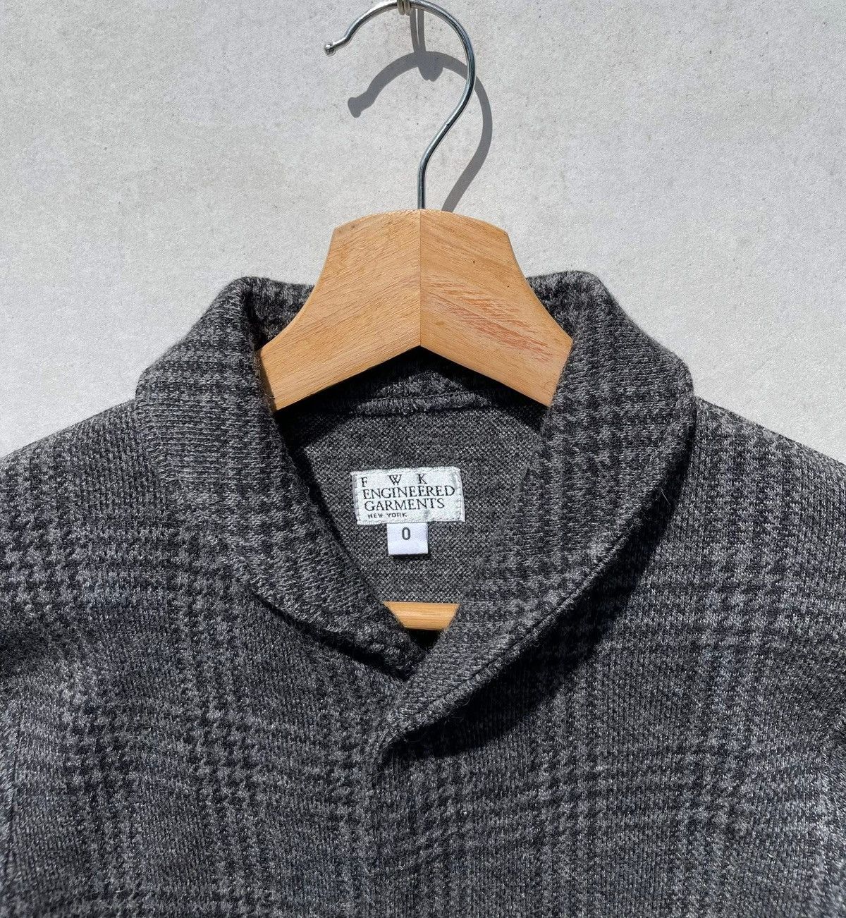 Engineered Garments RARE🔥 Engineered Garments Wool Plaid Shawl Collar Cardigan Size XS / US 0-2 / IT 36-38 - 5 Thumbnail