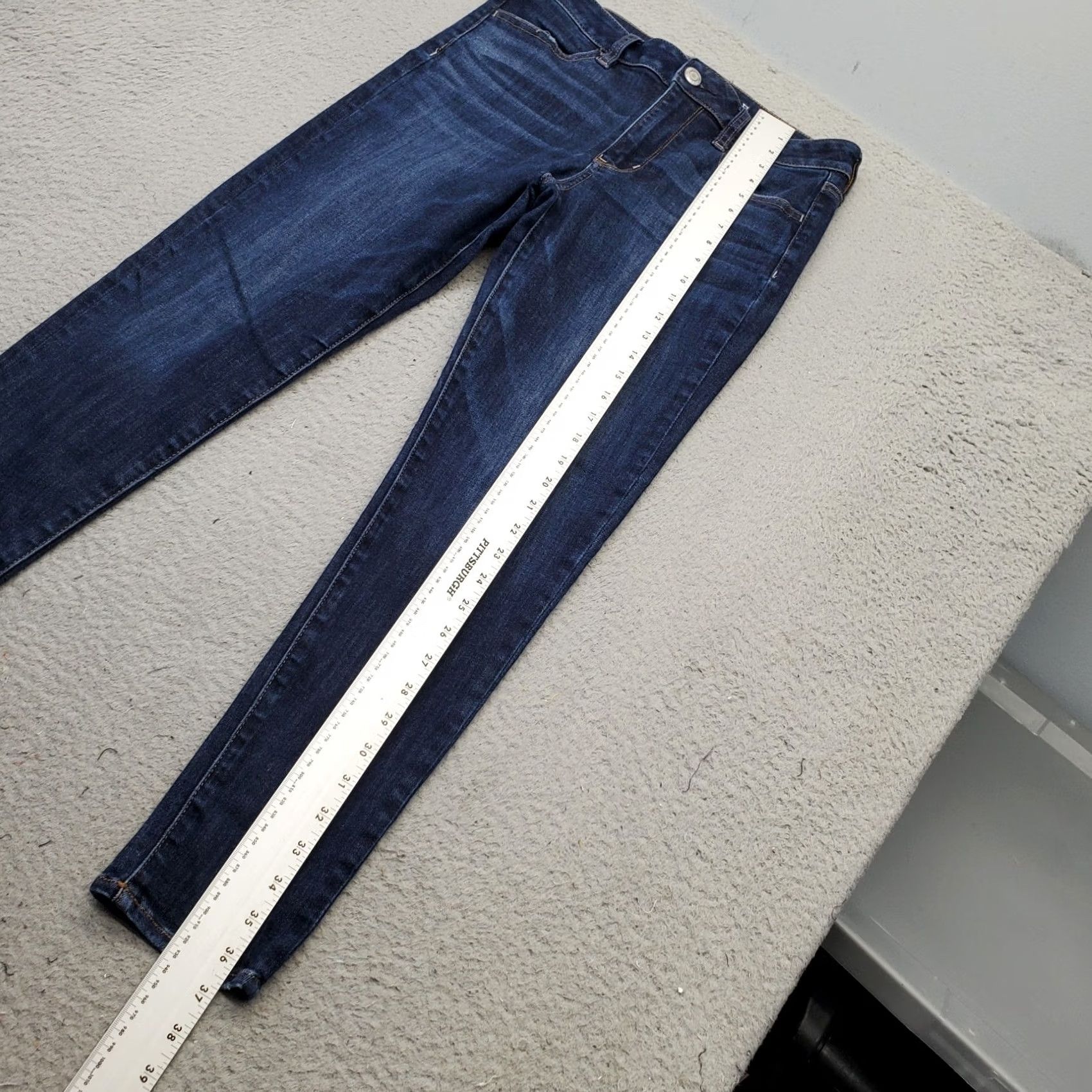 American Eagle Outfitters American Eagle Outfitters Womens Skinny Jeans 8 Short Denim Dark Wash Blue Stretch Skinny Jeans Womens 8 SHORT (EAO) Size 30" / US 8 / IT 44 - 5 Thumbnail