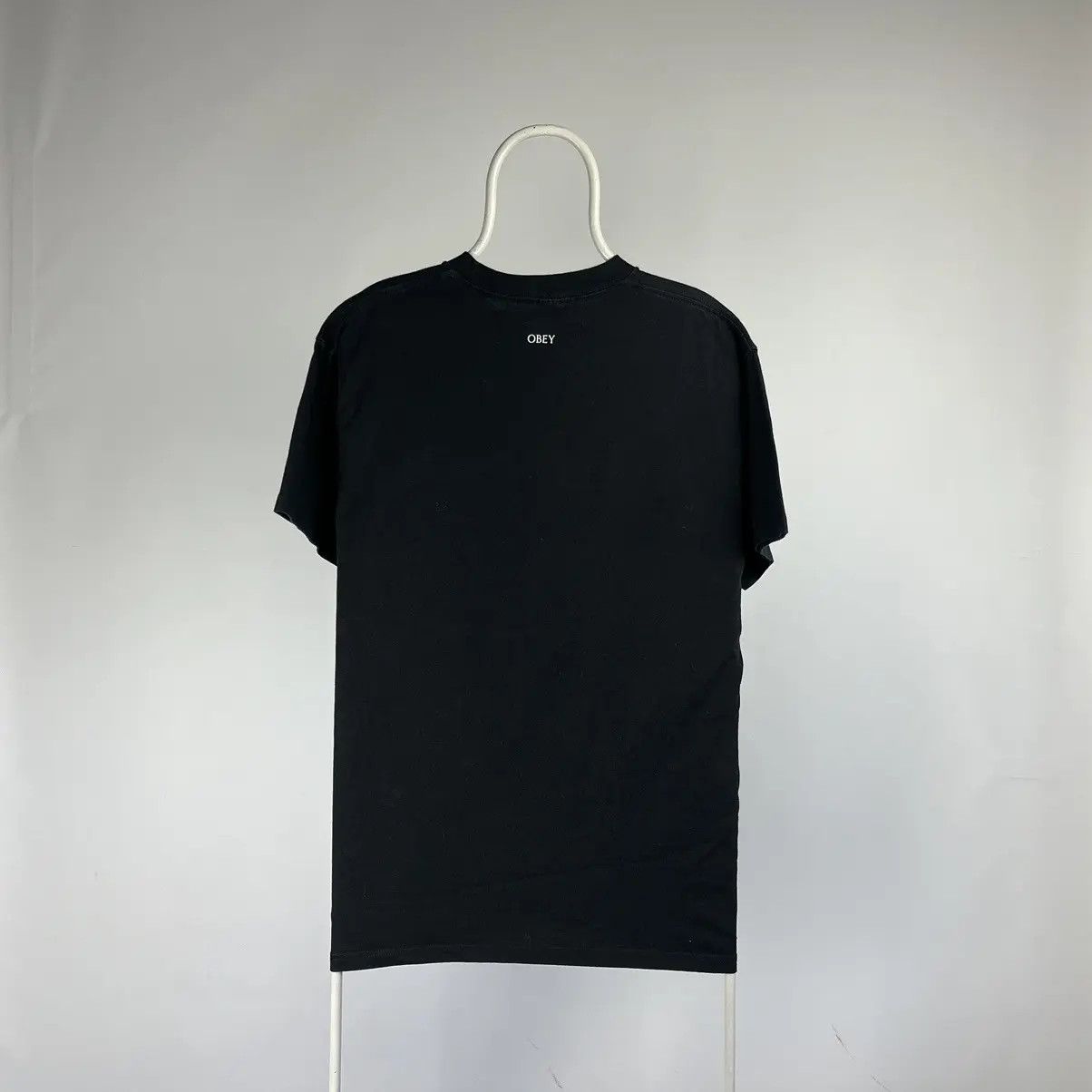 Obey Obey Tshirt love chaos size Large Size US L / EU 52-54 / 3 - 2 Thumbnail