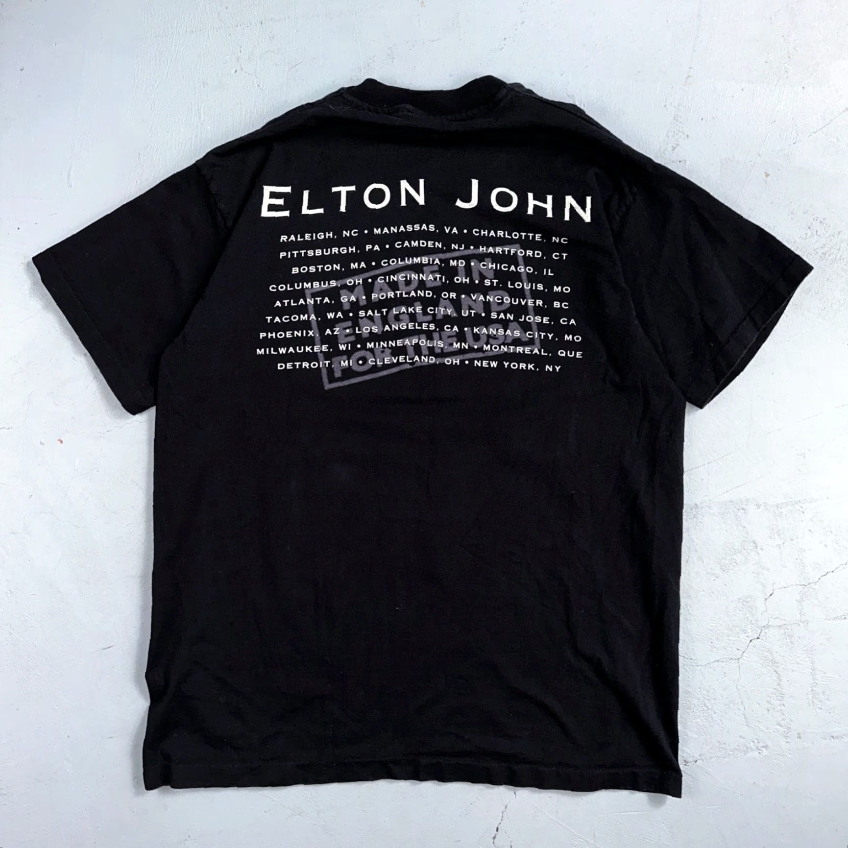 Vintage VINTAGE Elton John Gem T-Shirt Black XL Men Crew Neck Short Sleeve Made In USA Size XL 90s Vintage Theme Music Band Size US XL / EU 56 / 4 - 7 Thumbnail