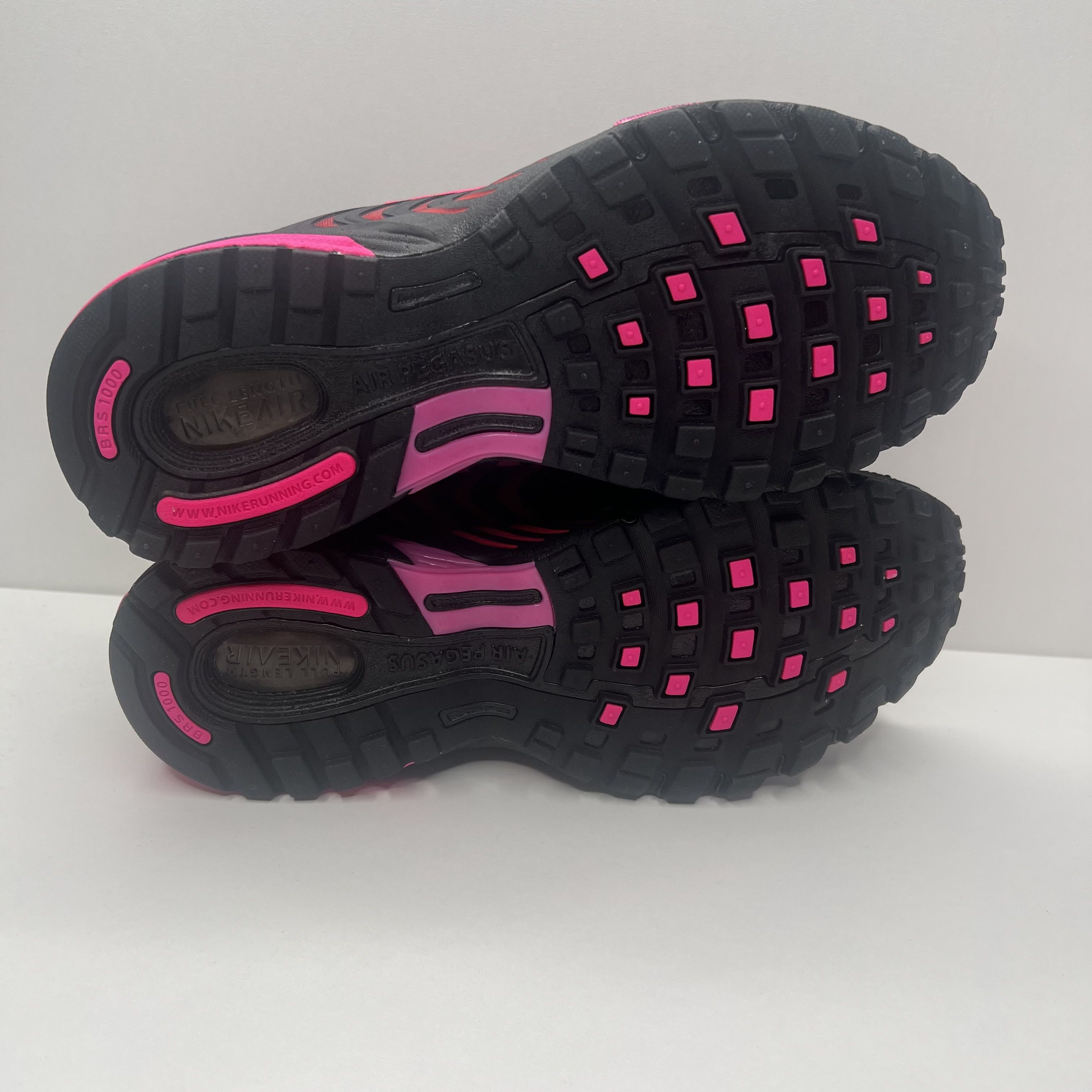 Nike Nike Air Pegasus 2005 "Black And Fire Red" Size US 7.5 / IT 37.5 - 12 Thumbnail