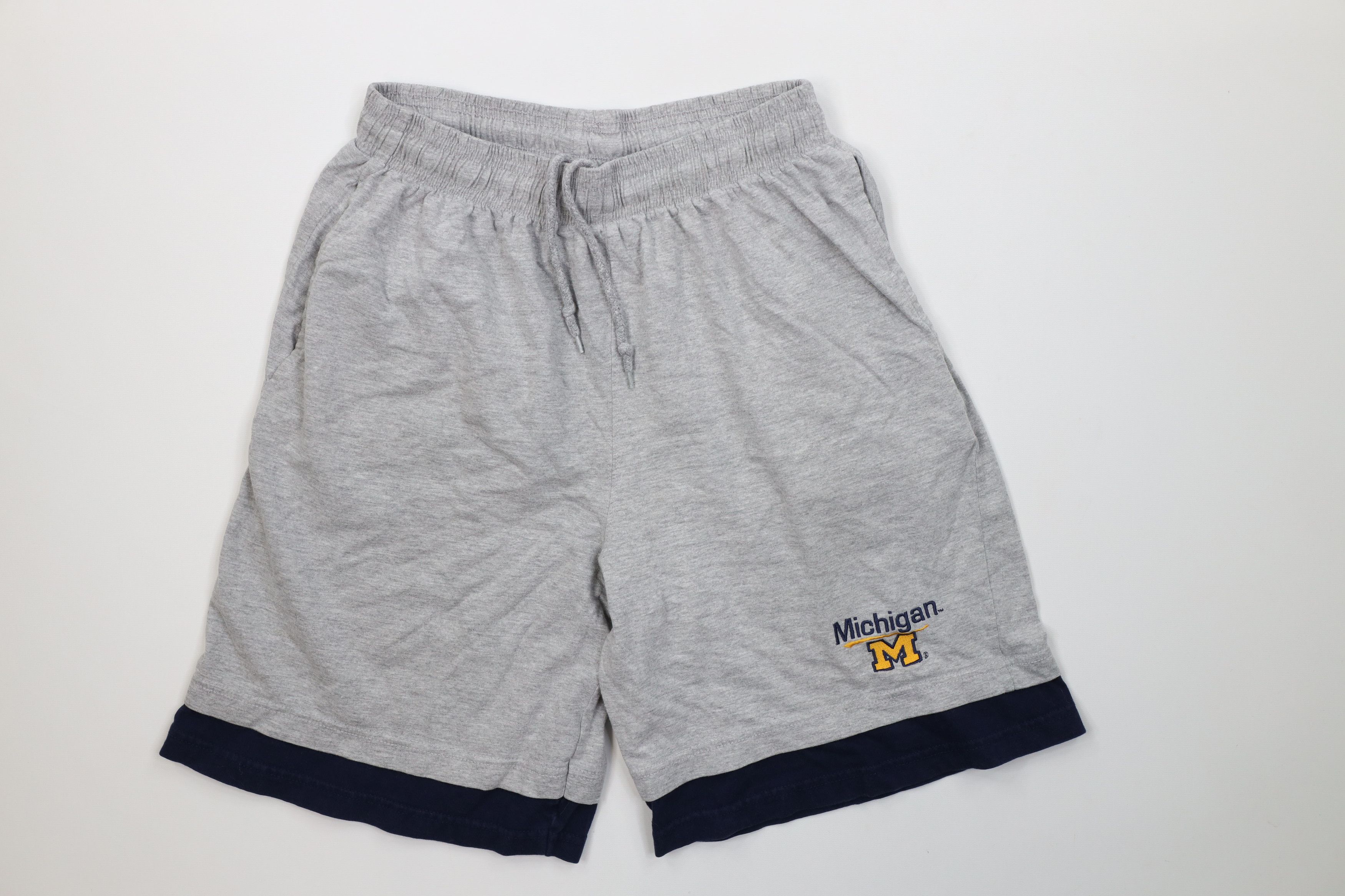 Vintage Vintage 90s Spell University of Michigan Shorts Layered Gray Size US 32 / EU 48 - 1 Thumbnail