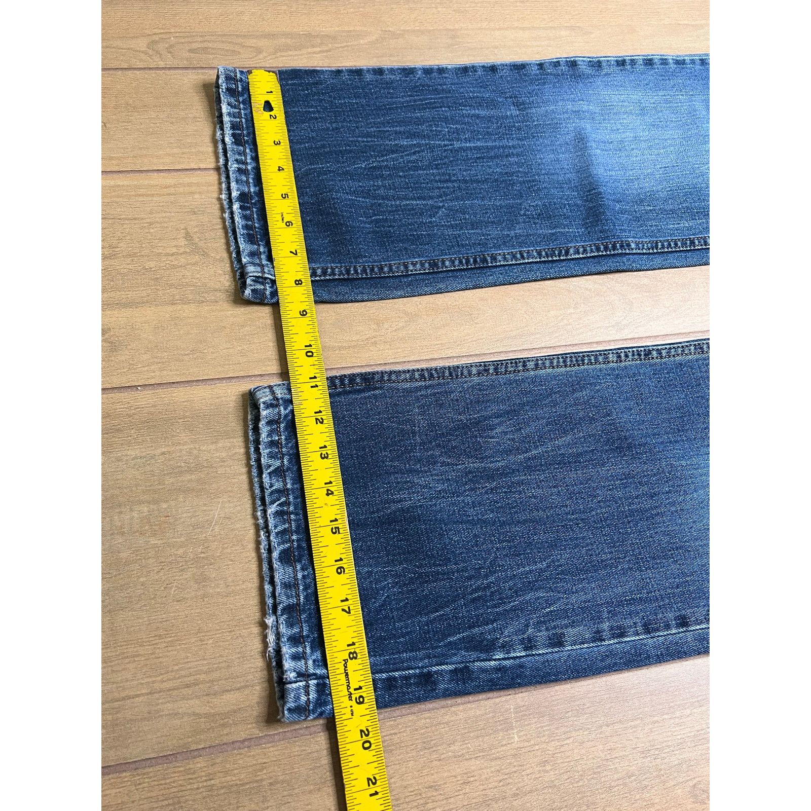 Levi's Vintage Levis 514 Slim Straight 33x32 Blue Jeans Denim Fade Size US 33 - 8 Thumbnail