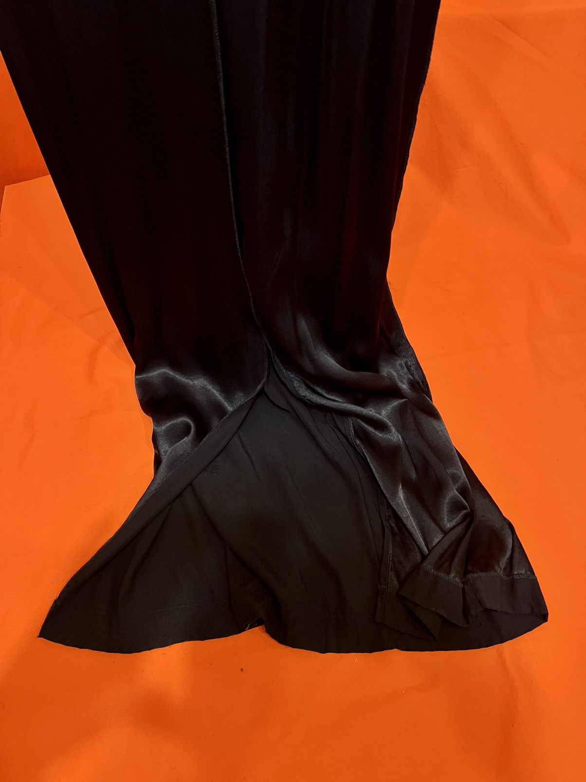 Maison Margiela MARGIELA ARCHIVES crepe satin inside out gown f/w 93-94 Size M / US 6-8 / IT 42-44 - 6 Thumbnail
