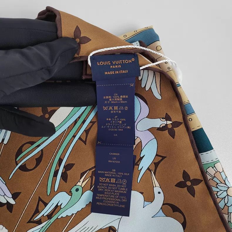 Louis Vuitton Louis Vuitton Travel Diary printed brown-green color-block Size ONE SIZE - 6 Thumbnail