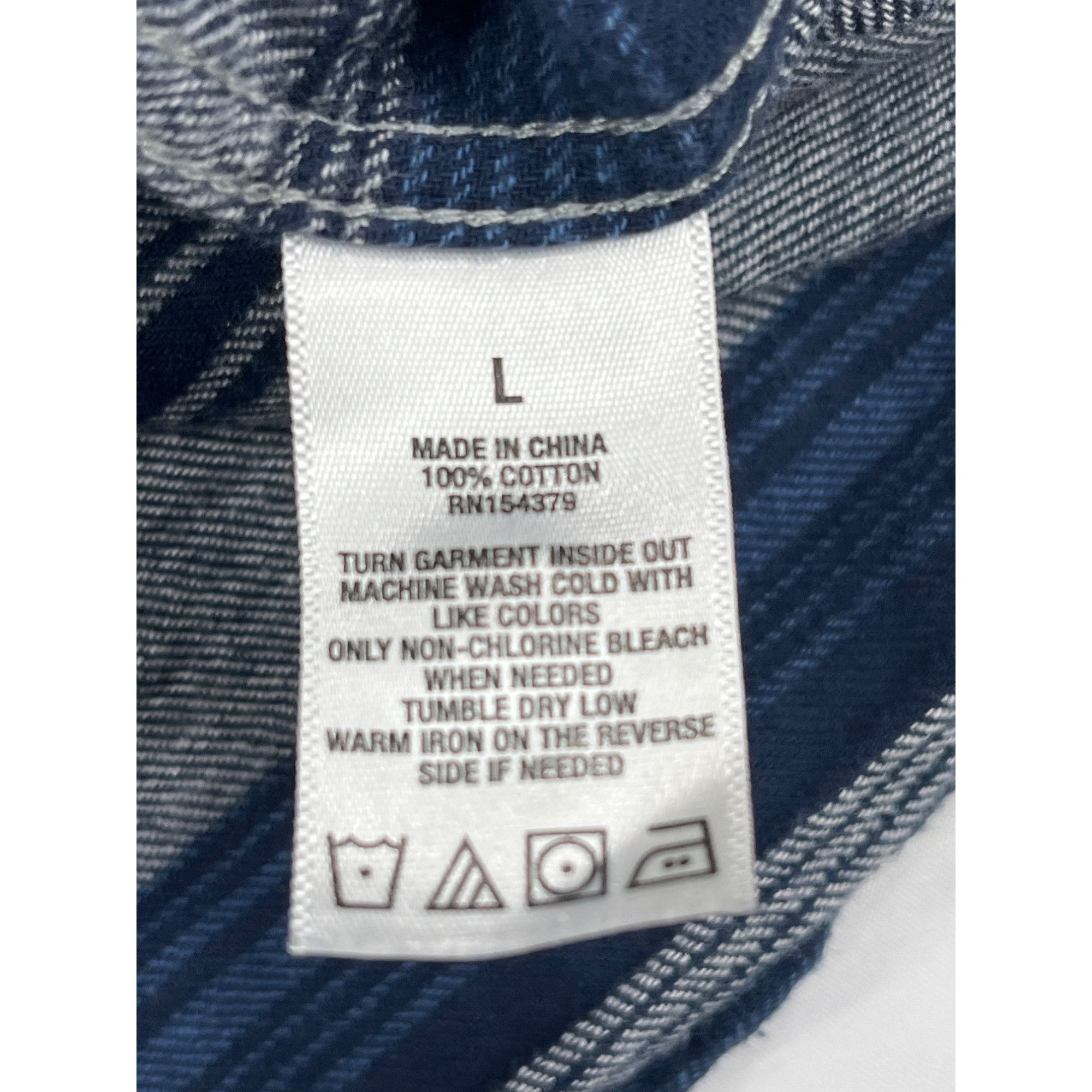Aeropostale Aeropostale SKU 7607 Mens Blue And gray Striped Button Down Size US L / EU 52-54 / 3 - 10 Thumbnail