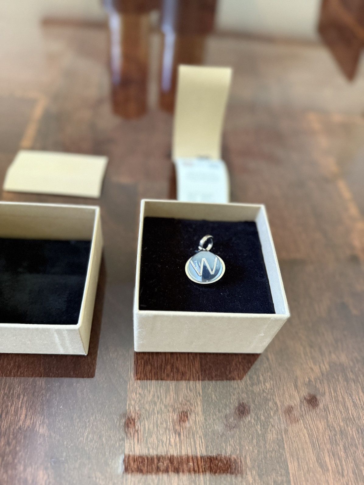 Burberry Burberry W Charm Size ONE SIZE - 2 Thumbnail