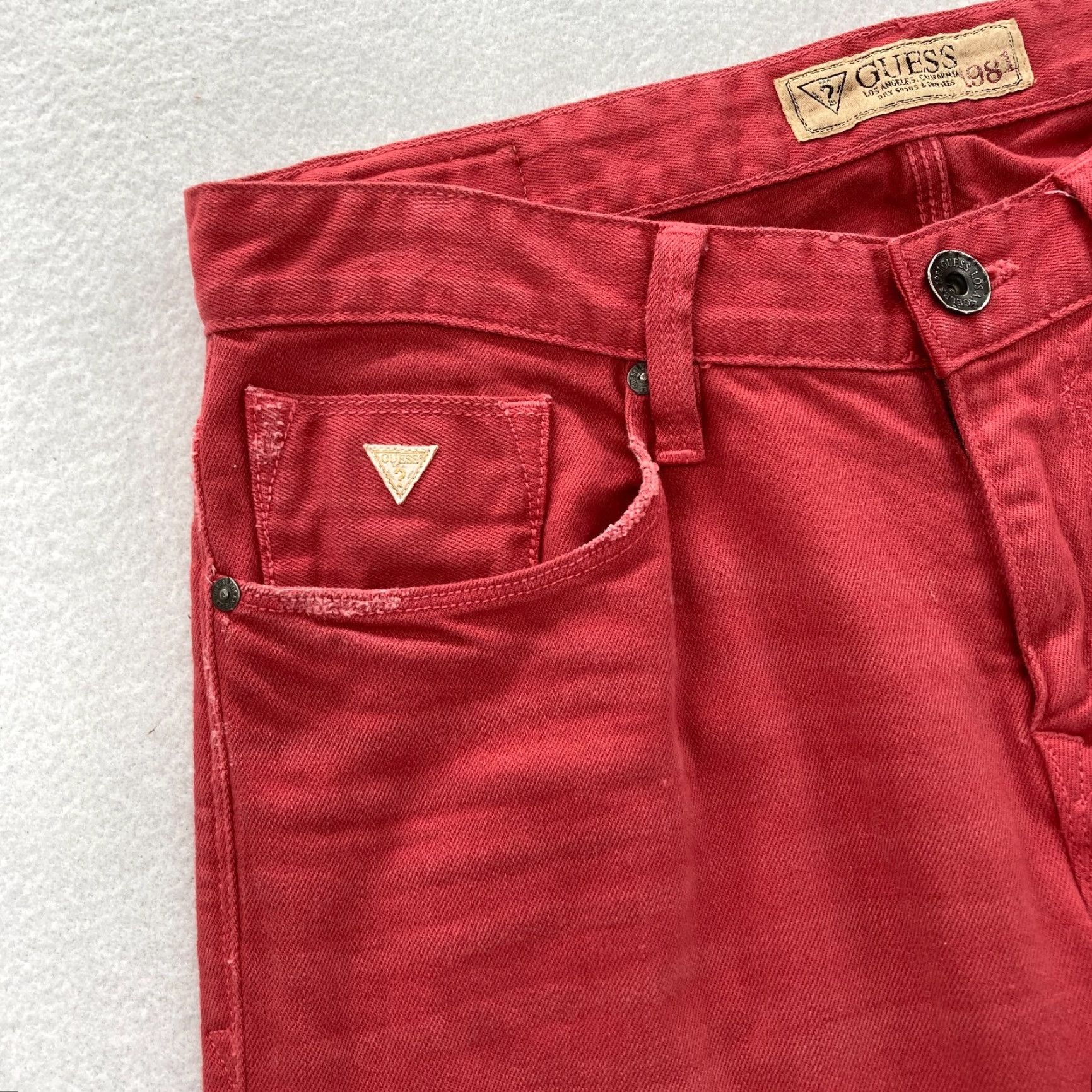 Guess GUESS Jeans Mens 31x31 Lincoln Slim Straight Pink Denim Low Rise Medium Wash Distressed 5-Pocket Size US 31 - 3 Thumbnail