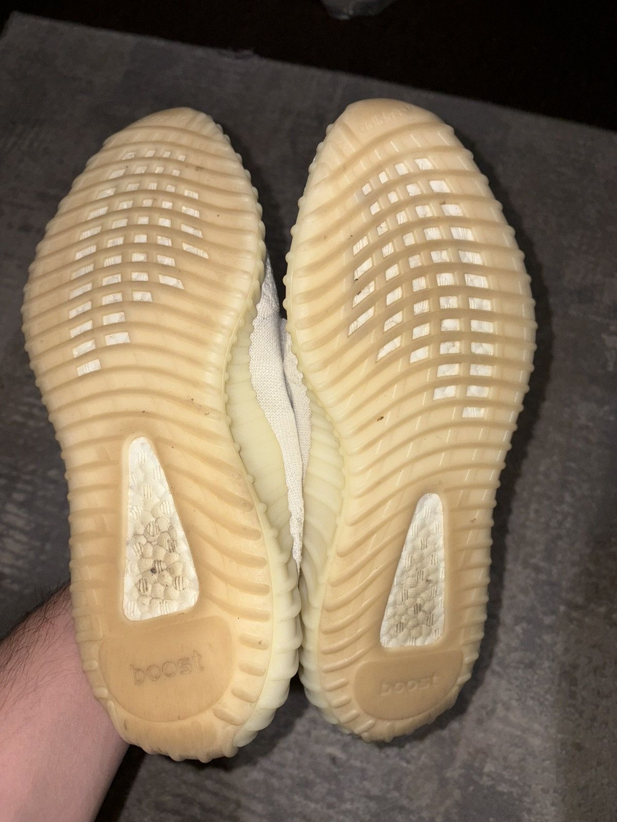 Yeezy Adidas Yeezy Boost 350 Bone V2 2022 Size US 10.5 / EU 43-44 - 5 Thumbnail