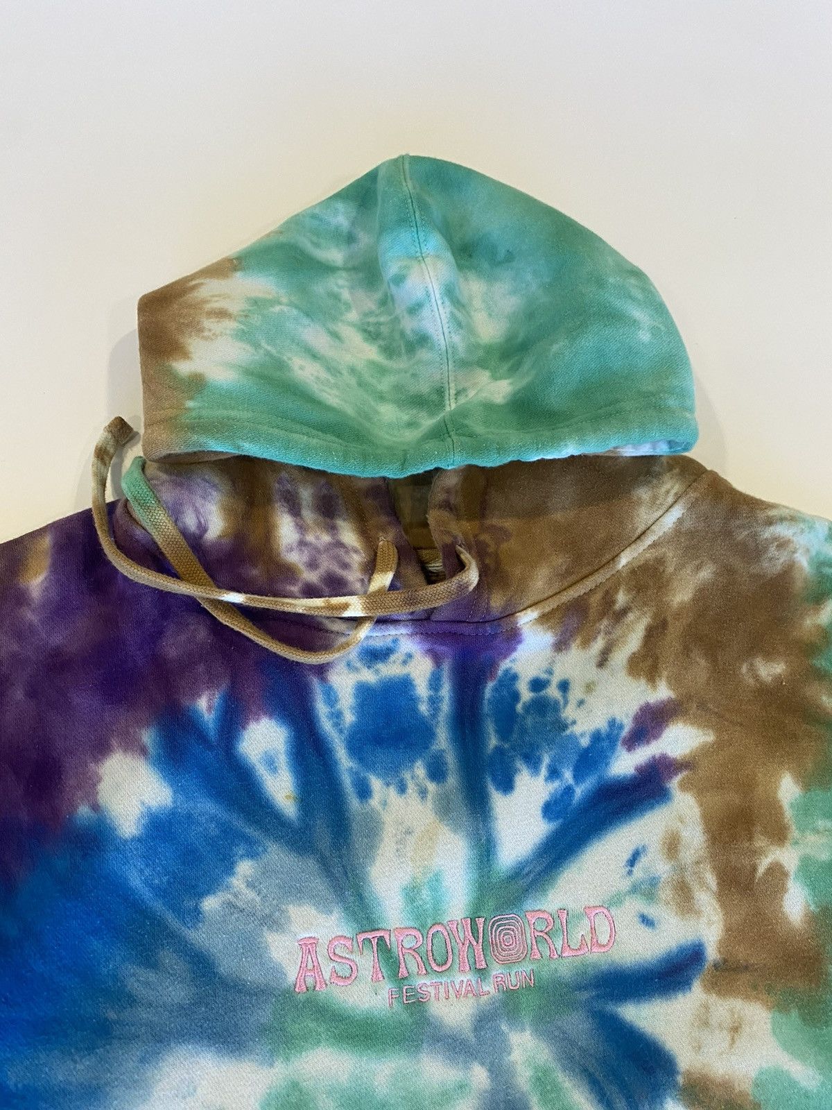 Travis Scott Travis Scott 2019 Astroworld Tie Dye Hoodie Size US L / EU 52-54 / 3 - 6 Thumbnail