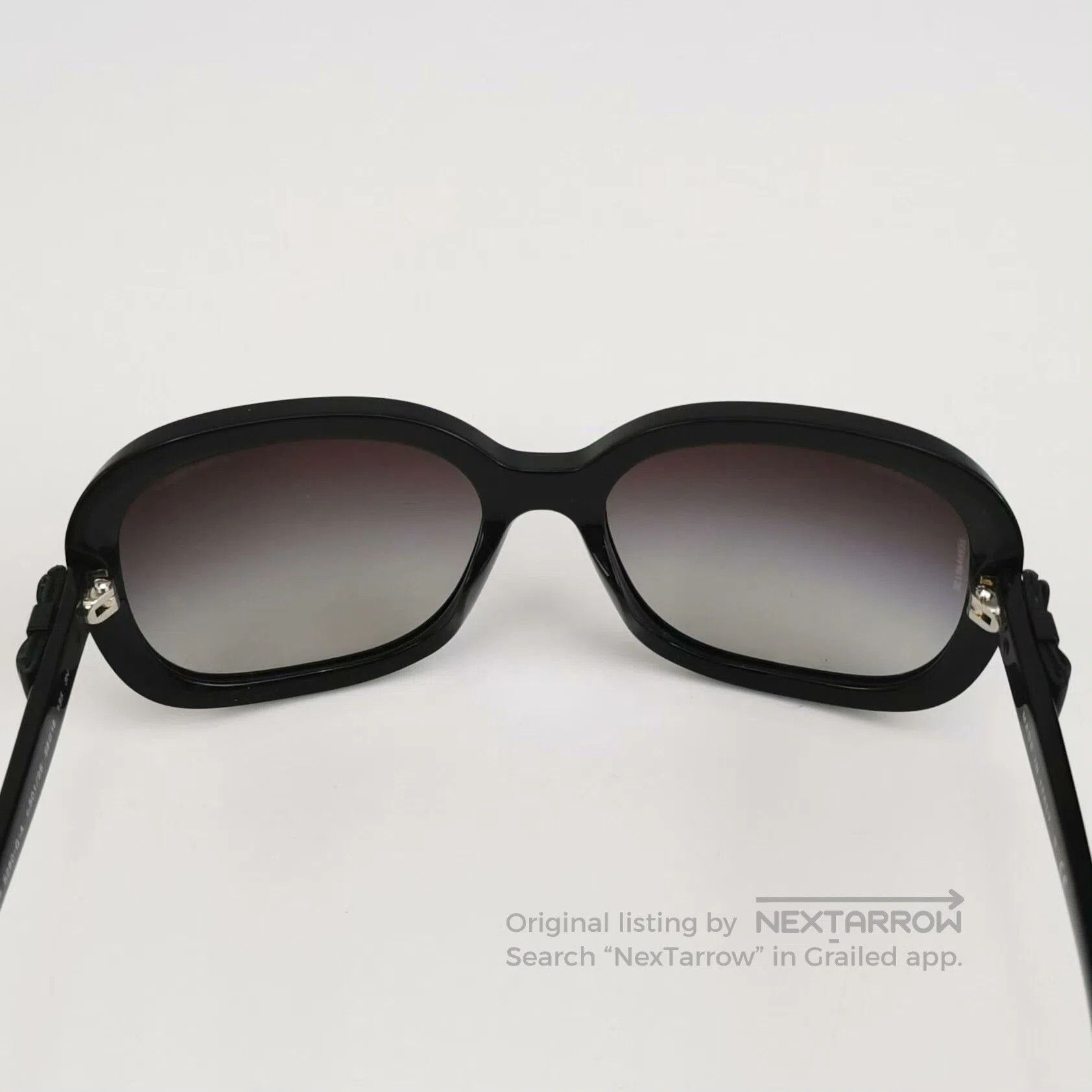 Chanel Chanel Bow Sunglasses Black. Size ONE SIZE - 7 Thumbnail