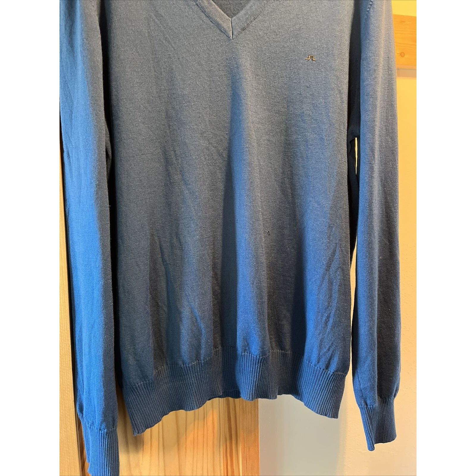J.Lindeberg J. Lindberg Mens XL Blue Merino Wool V-neck Pullover Sweater Size US XL / EU 56 / 4 - 8 Thumbnail