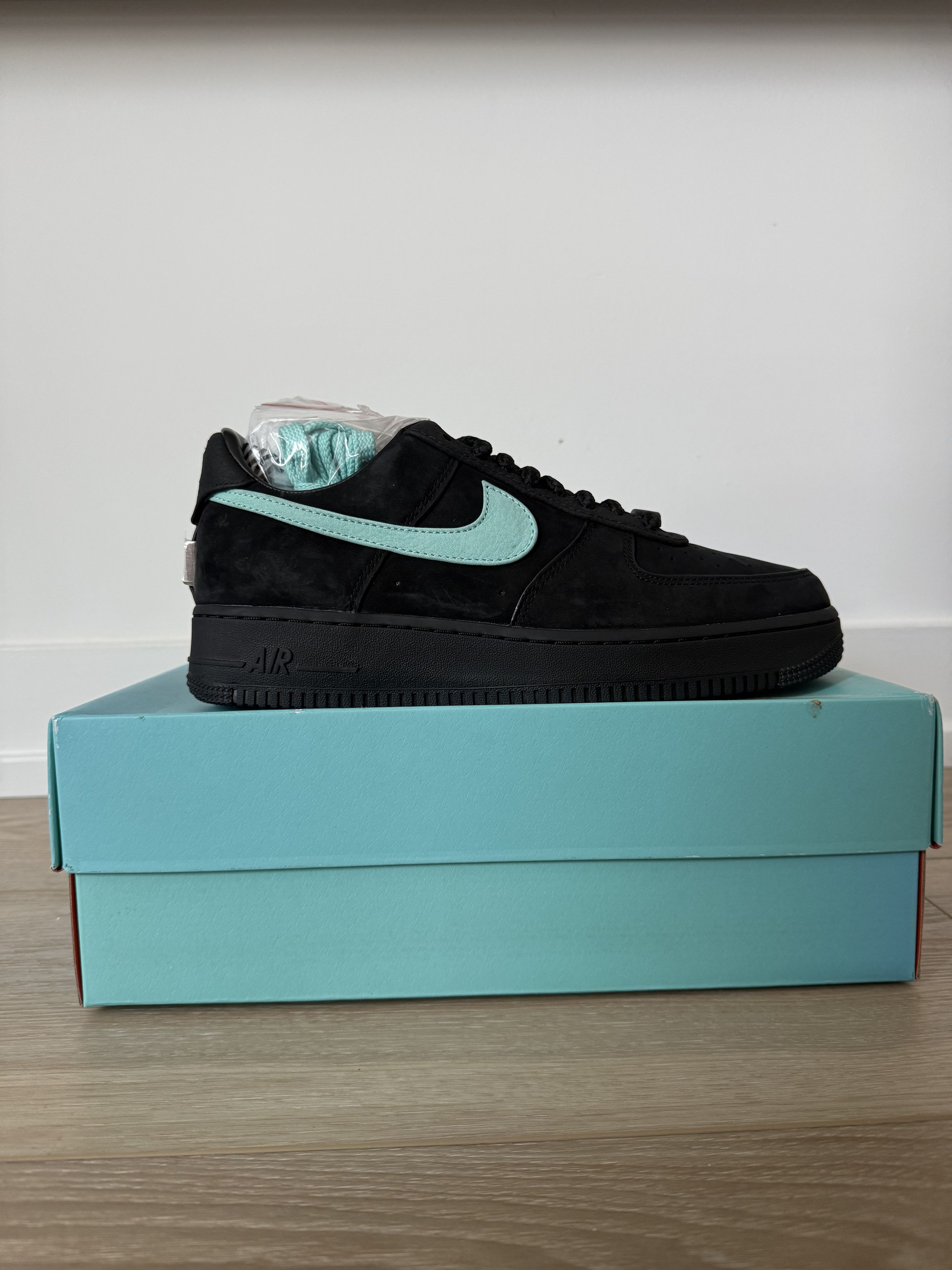 Nike × Tiffany & Co. Nike x Tiffany AF1 Size US 9.5 / EU 42-43 - 3 Thumbnail