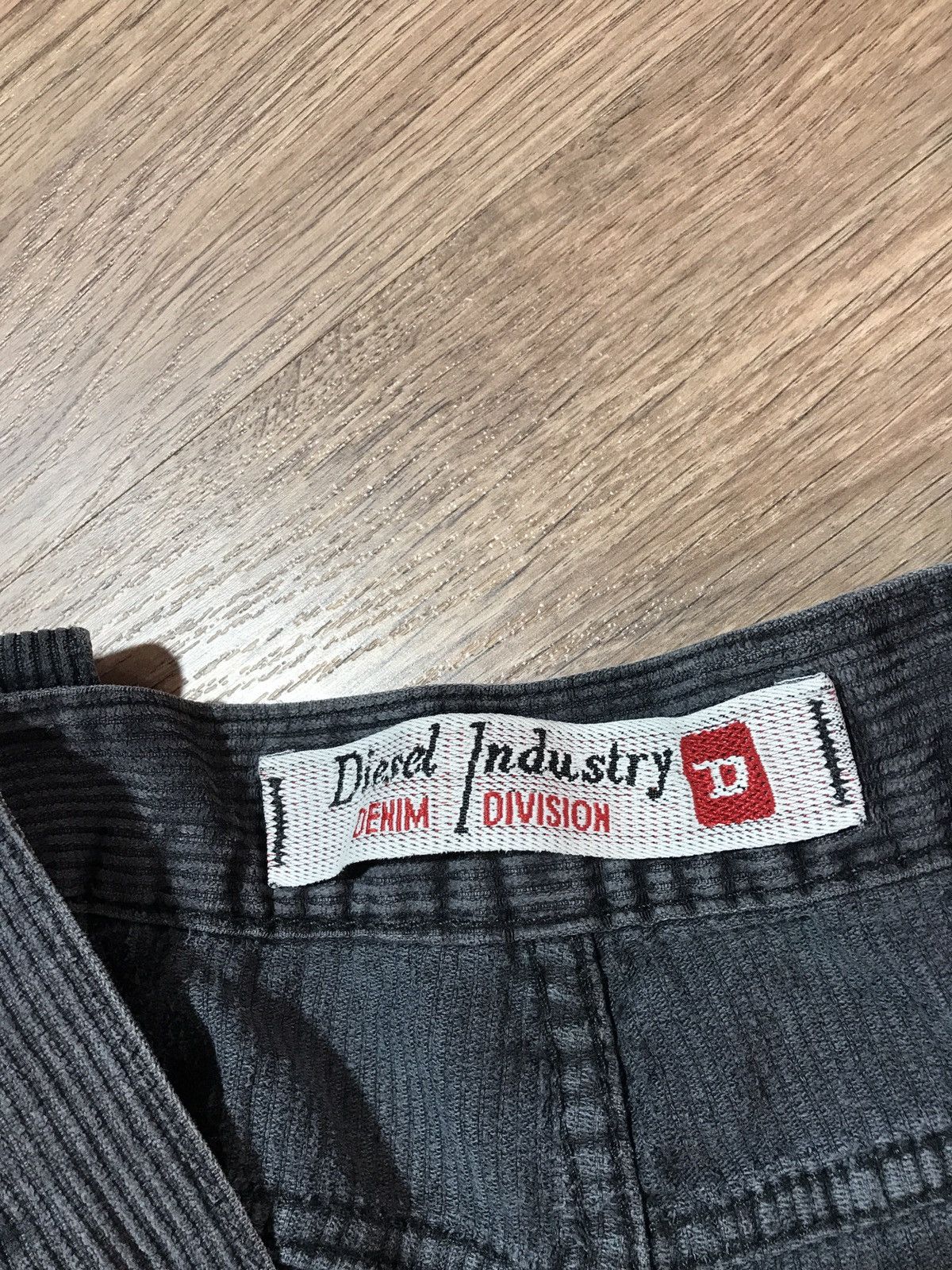 Diesel × Vintage Vintage Diesel velvet pants jeans size 36 Size US 36 / EU 52 - 4 Thumbnail