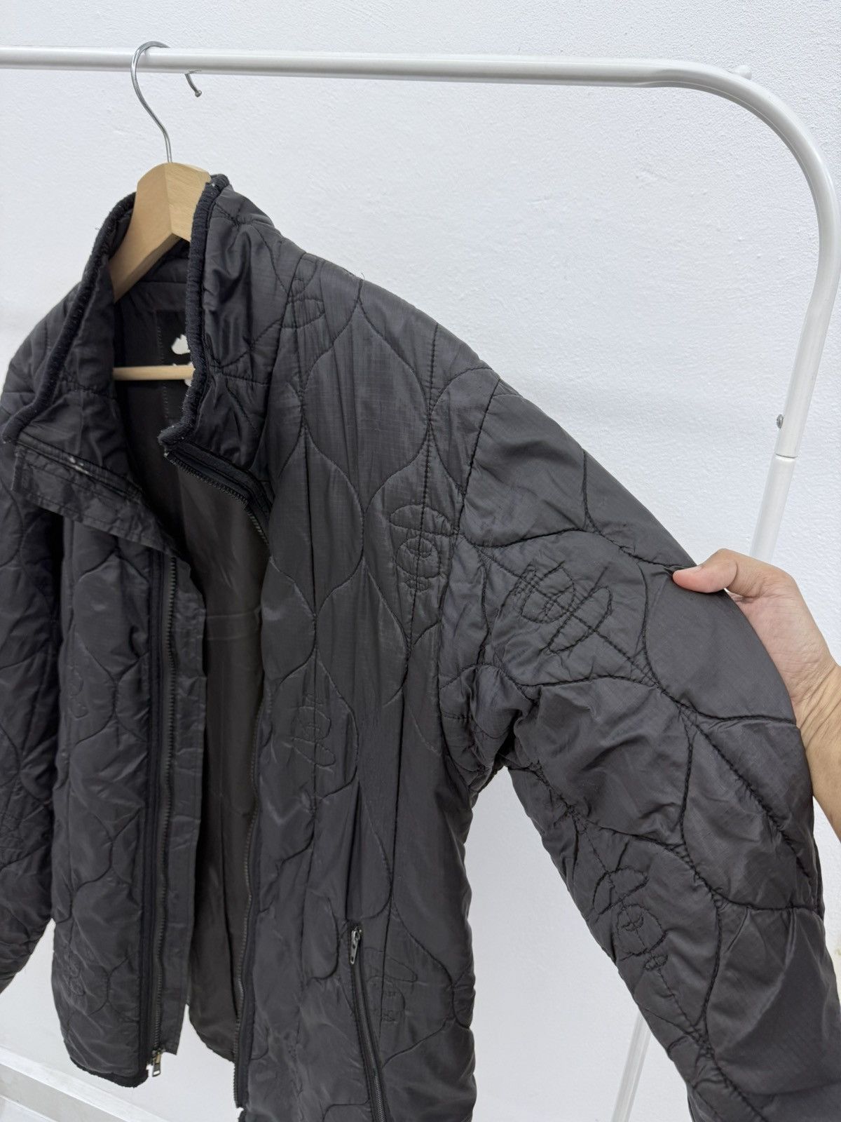 Bape 💥RARE💥90’s BAPE Quilted Repeating Ape Logo Stitched Jacket Size US M / EU 48-50 / 2 - 5 Thumbnail