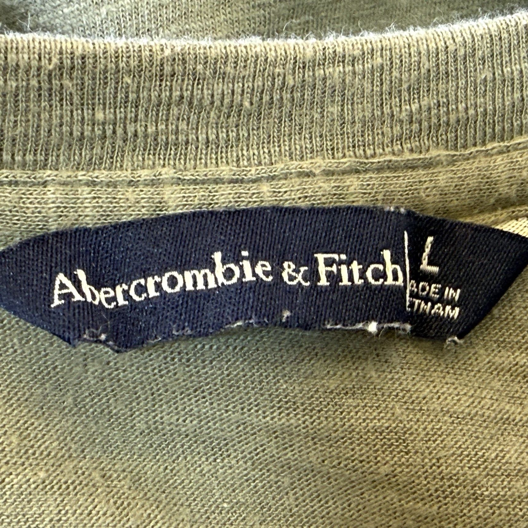 Abercrombie & Fitch Abercrombie & Fitch Long Sleeve T-Shirt Womens Large Green Embroidered "I Can Dig It" Floral Cotton Blend Crew Neck Size L / US 10 / IT 46 - 5 Thumbnail