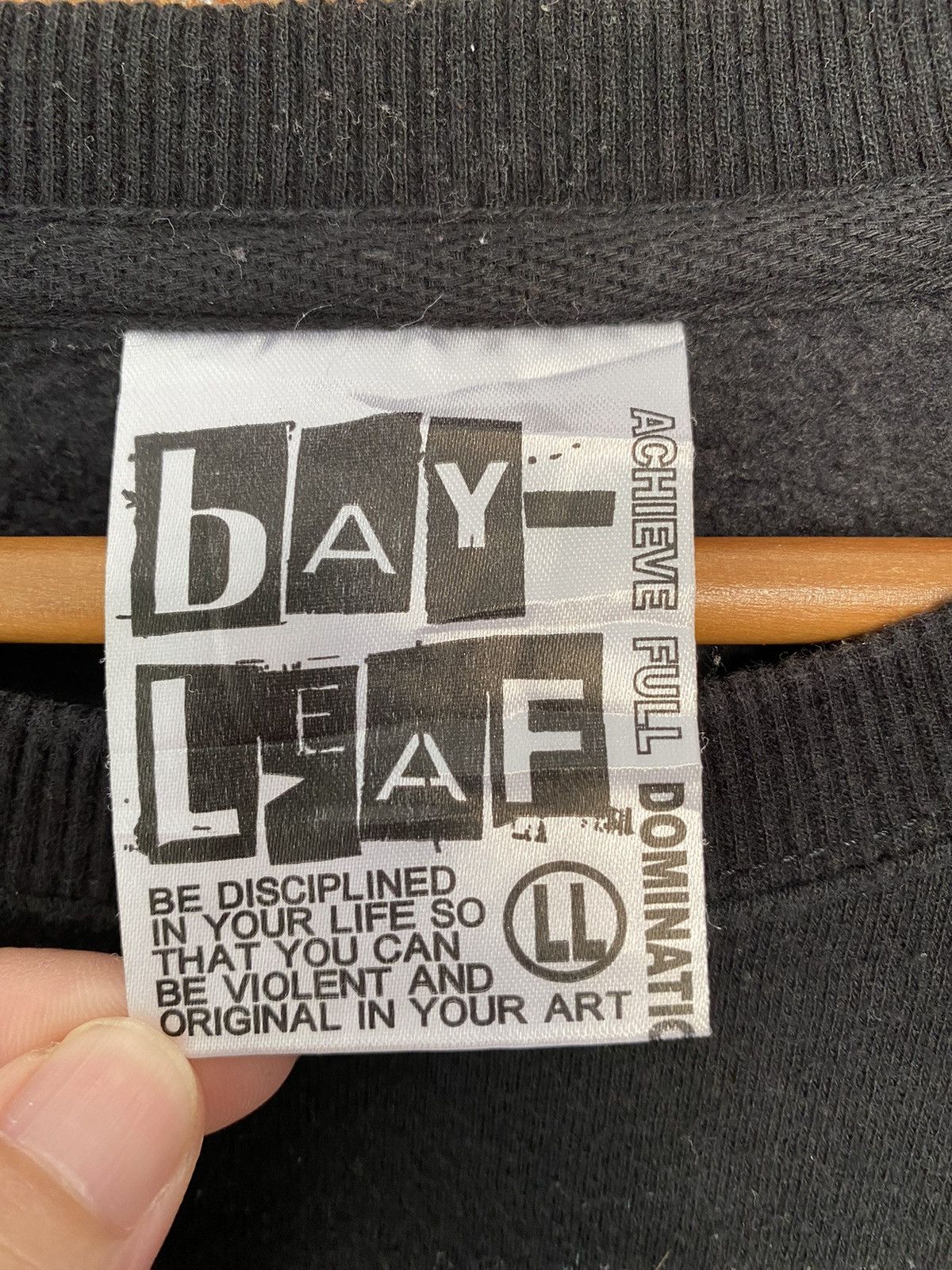Japanese Brand Bay Leaf Japan cross and Poem anarchy sweatshirt Size US L / EU 52-54 / 3 - 10 Thumbnail