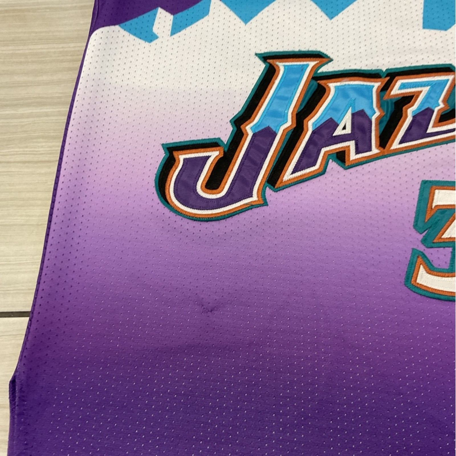 Mitchell & Ness Mitchell & Ness Utah Jazz Jersey #32 Malone Size US S / EU 44-46 / 1 - 6 Thumbnail