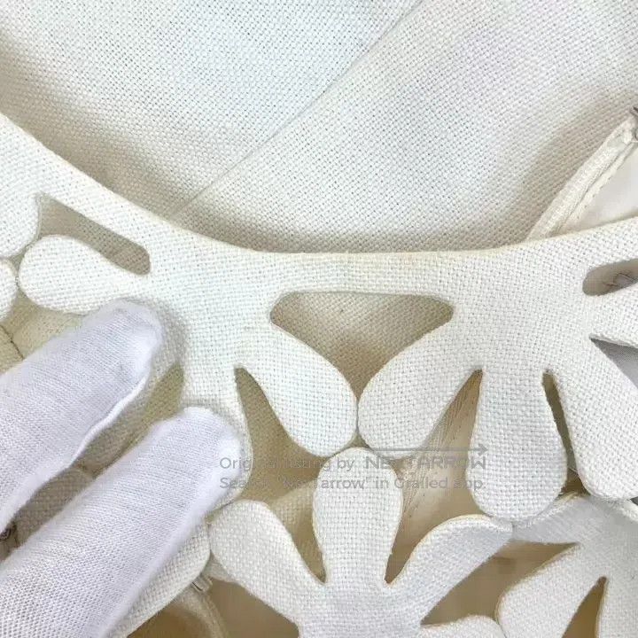 Valentino Valentino White floral openwork crew neck short-sleeved d Size XS / US 0-2 / IT 36-38 - 9 Thumbnail