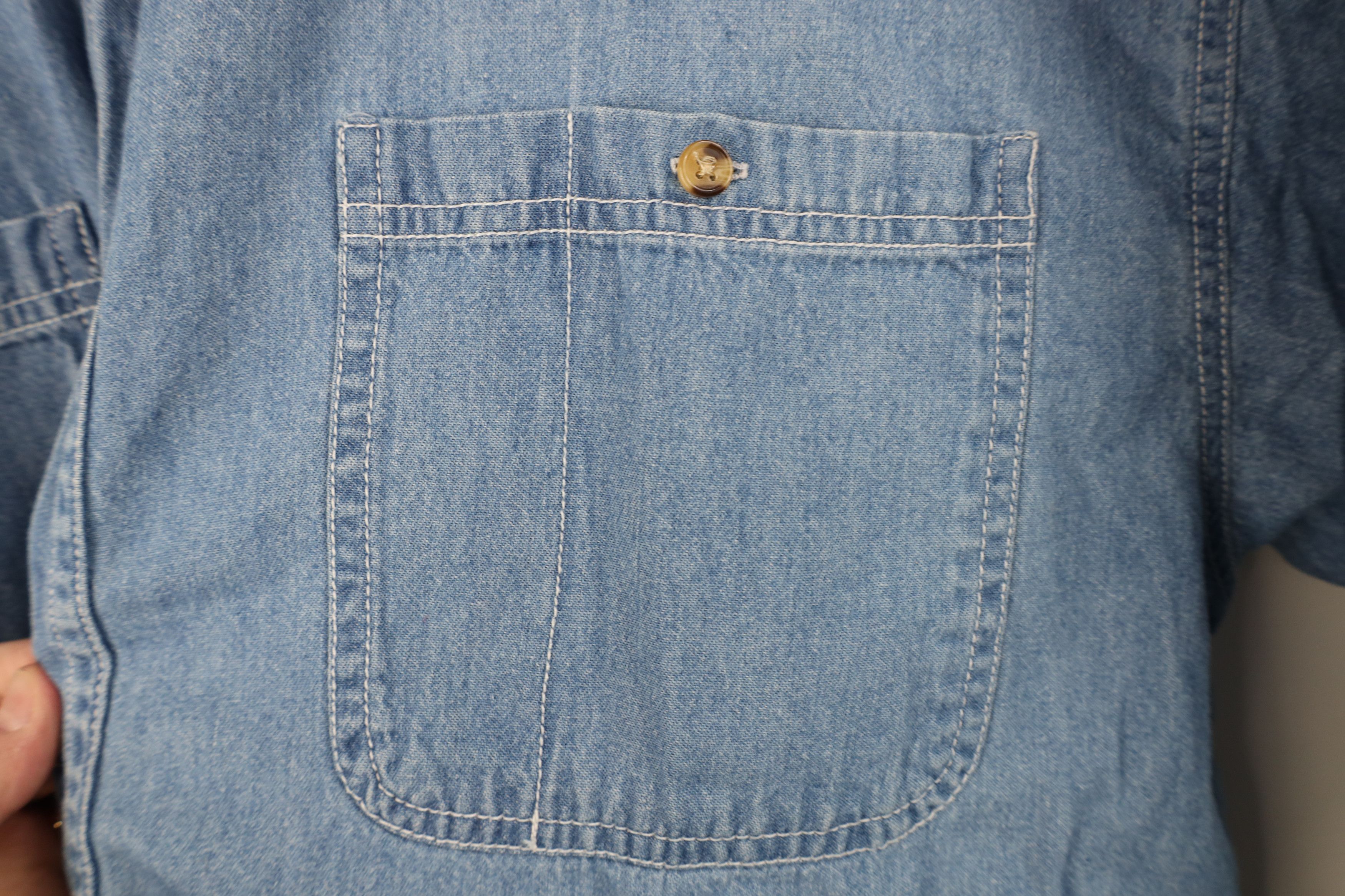 Vintage Vintage 90s Streetwear Band Collared Denim Jean Button Shirt Size US L / EU 52-54 / 3 - 4 Thumbnail