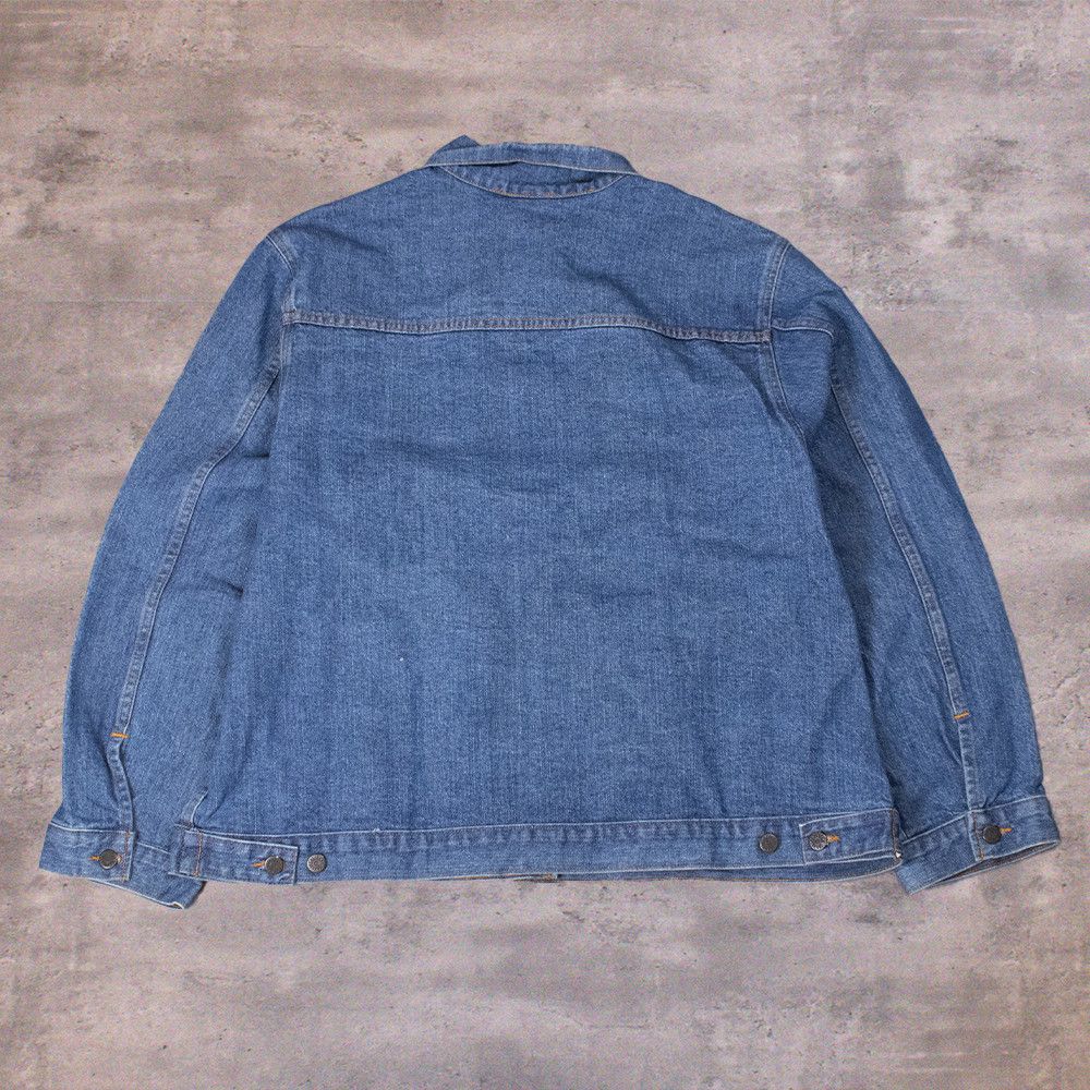 Vintage Vintage 1990s IAofM Embossed Indigo Oversize Jean Jacket Size US XL / EU 56 / 4 - 2 Thumbnail
