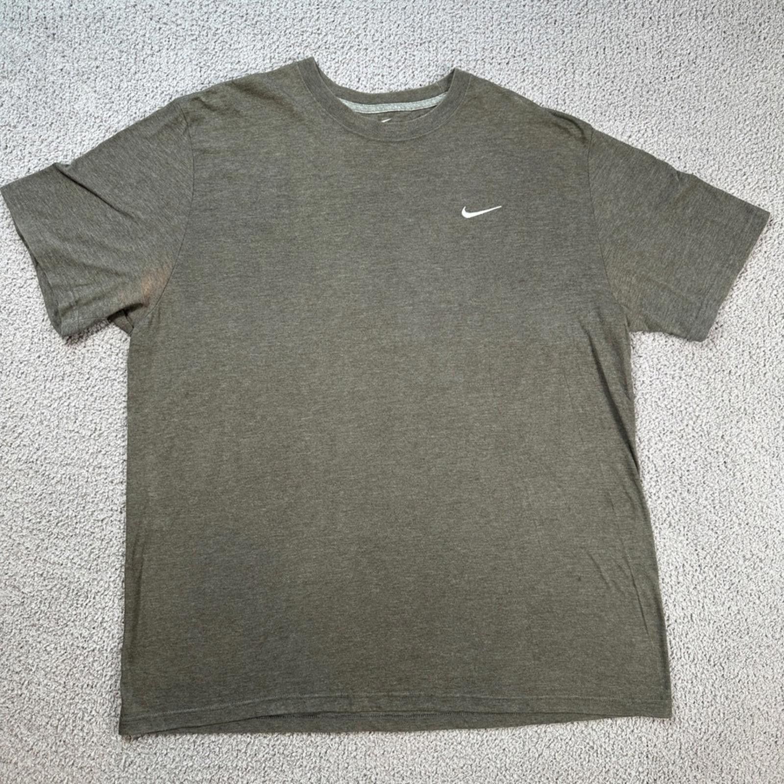 Nike Nike Swoosh T Shirt Men's XXL Olive Green Regular Fit Logo Size US XXL / EU 58 / 5 - 1 Thumbnail