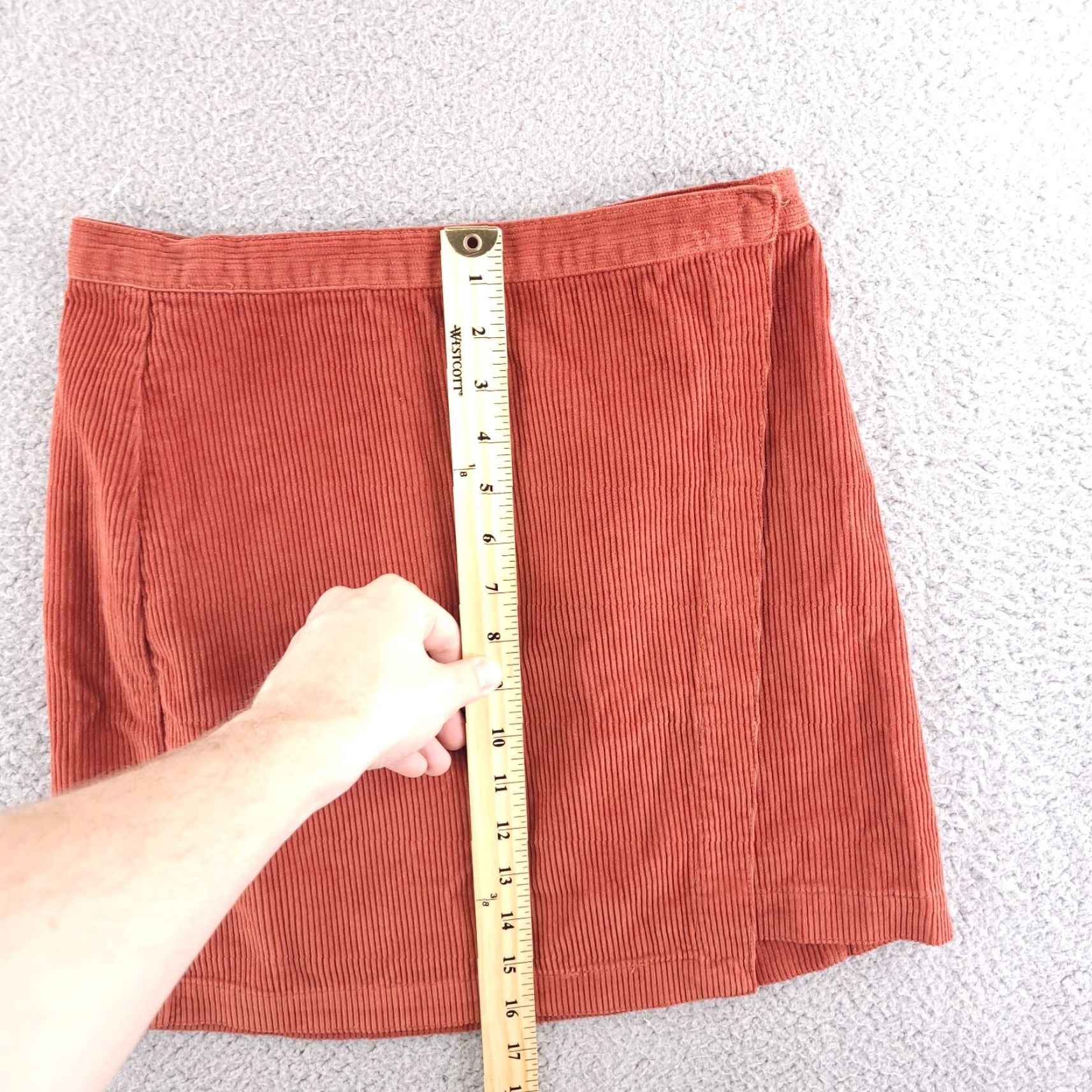 Abercrombie & Fitch Abercrombie Corduroy Skirt Womens XS Red Size 26" / US 2 / IT 38 - 5 Thumbnail