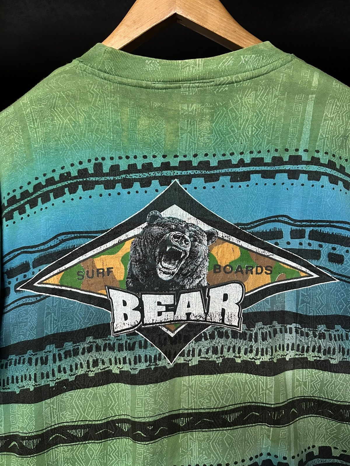Vintage Vintage 90s Bear Surf Boards Faded Tee Size US XL / EU 56 / 4 - 2 Thumbnail