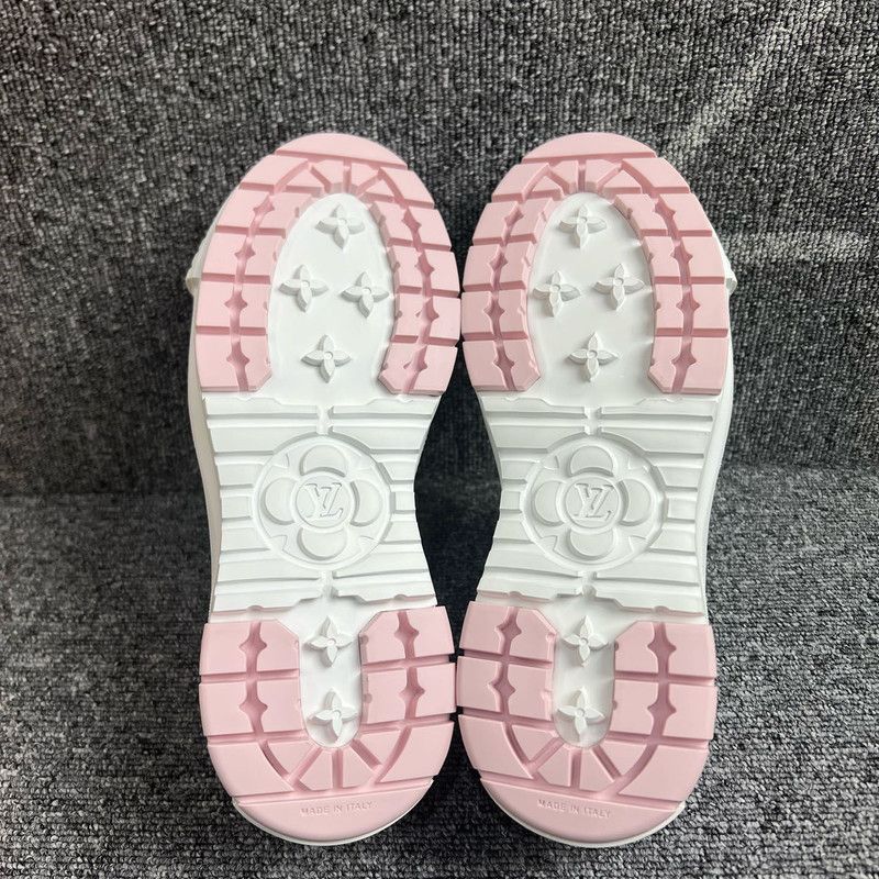 Louis Vuitton Louis Vuitton Stylish Low-Top Sneakers for Women -2508 Size US 6 / IT 36 - 4 Thumbnail