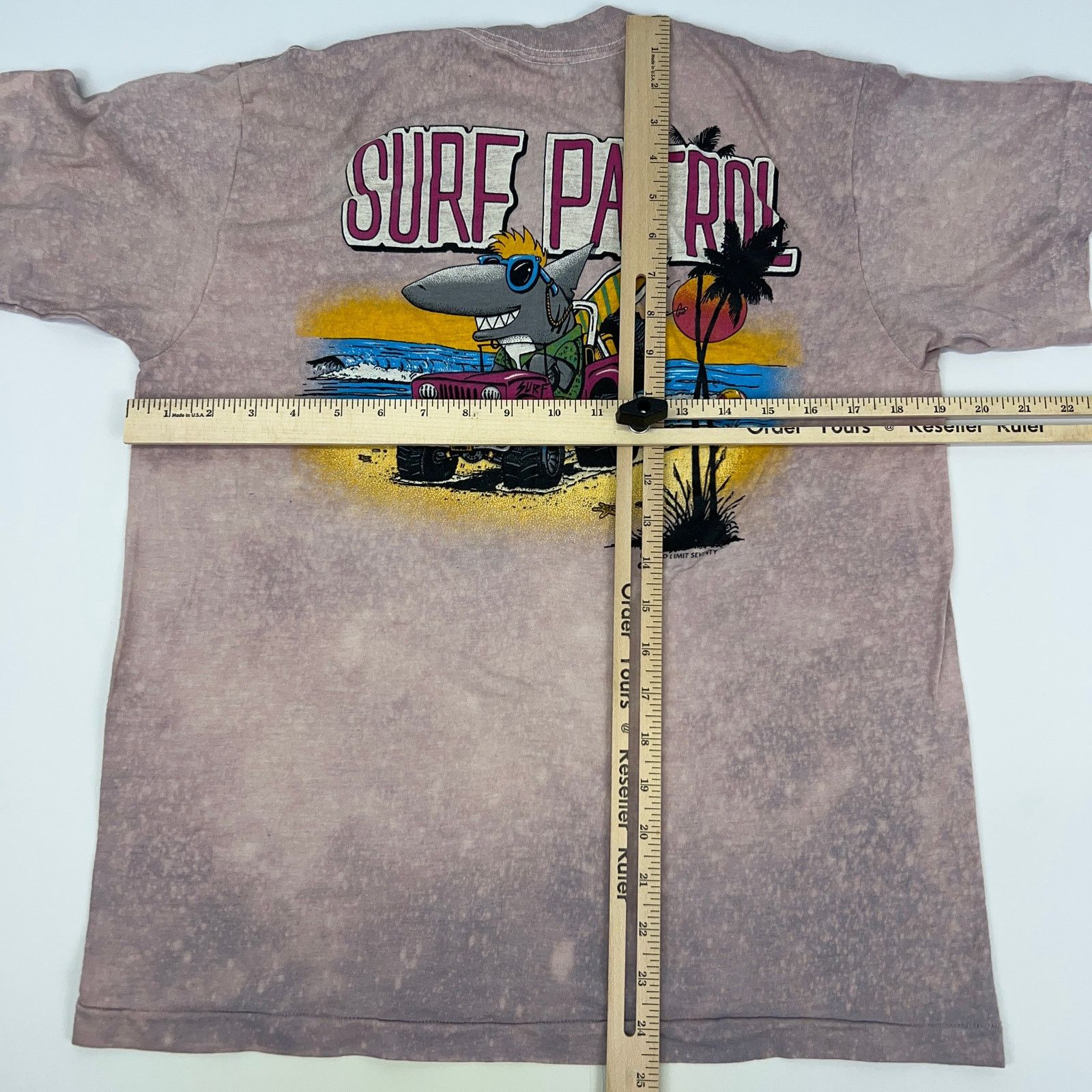 Vintage Vintage 80s Surf Patrol Shark T Shirt Surfer Surfing Beige M Size US M / EU 48-50 / 2 - 9 Thumbnail