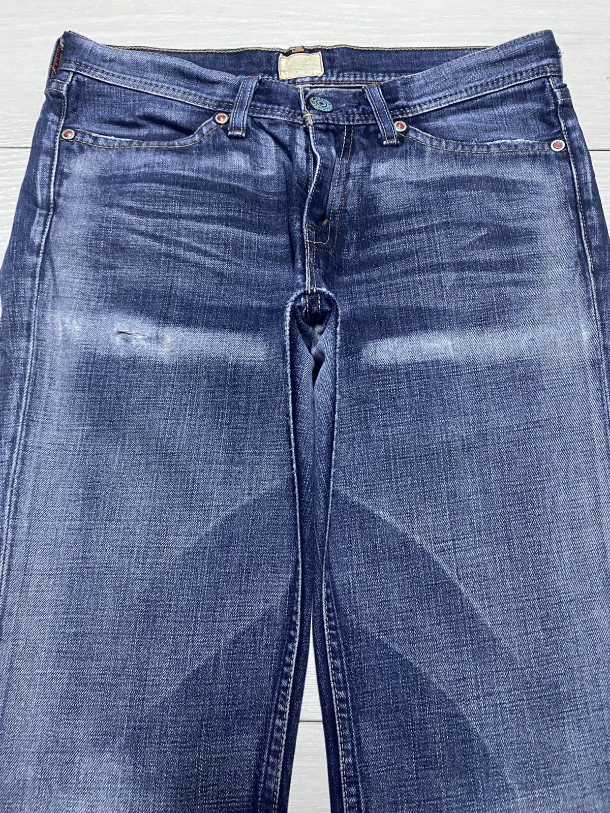 Levi's Vintage Levis Redloop Faded Wash Distressed Flare Jeans Size US 30 / EU 46 - 3 Thumbnail