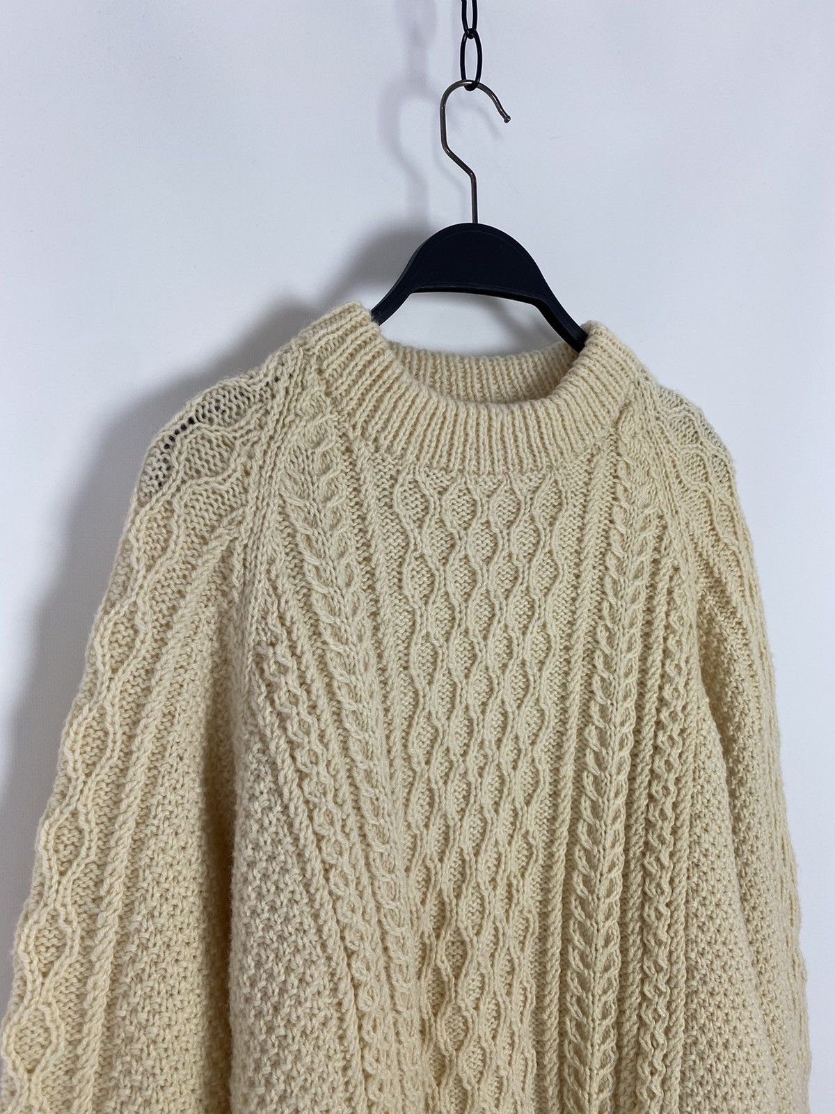 Vintage 60s 70s Vintage Aran Isles Wool Cable Knit Crewneck Sweater Size US L / EU 52-54 / 3 - 2 Thumbnail