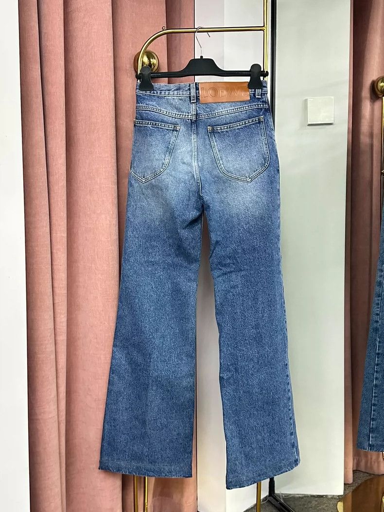 Other LOEWE Blue jeans with leather lettering on the back Size 42" / US 20 - 4 Thumbnail