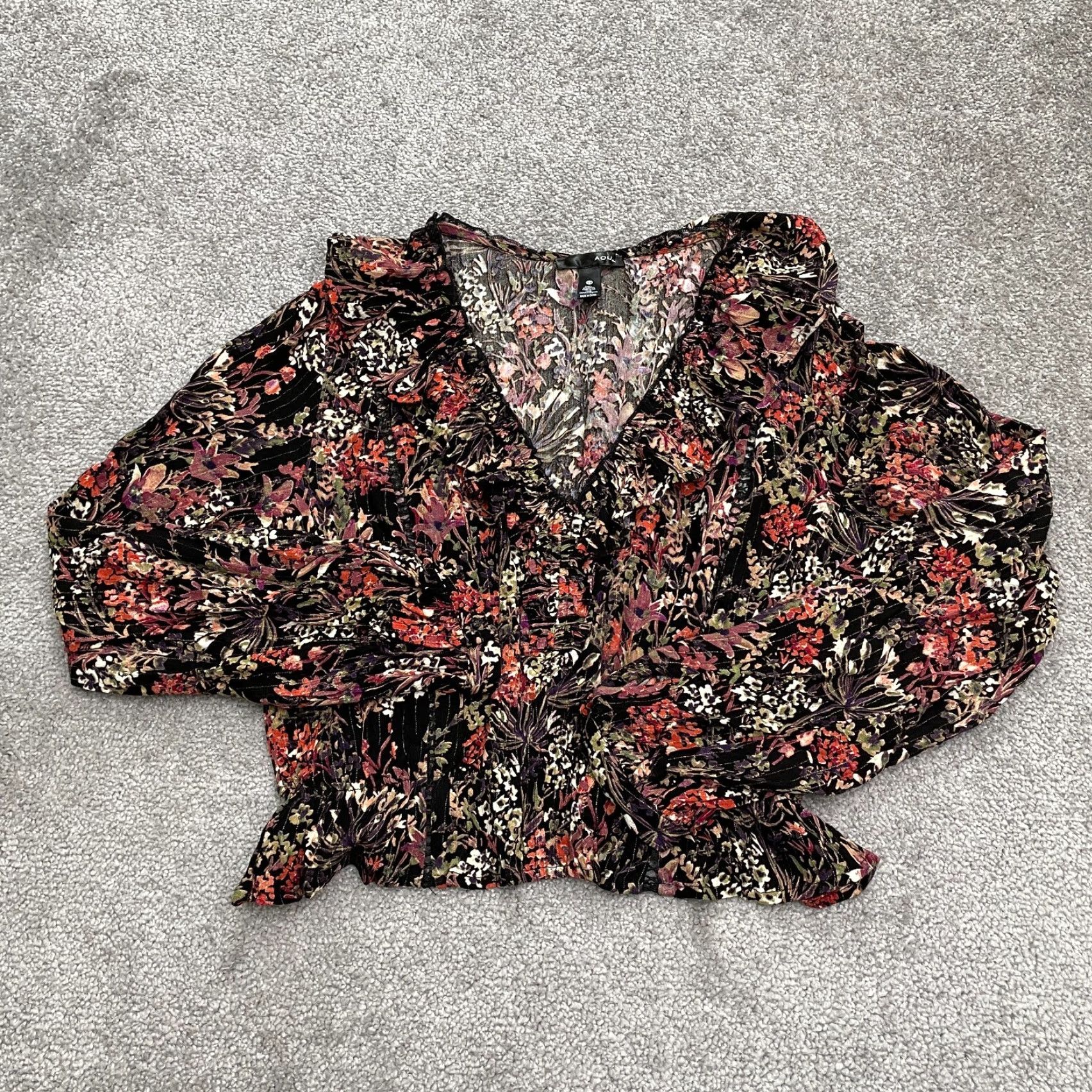 AQUA Aqua Bloomingdale's Floral Cropped Top Womens XS Multi Long Sleeve Metallic Size XS / US 0-2 / IT 36-38 - 2 Thumbnail