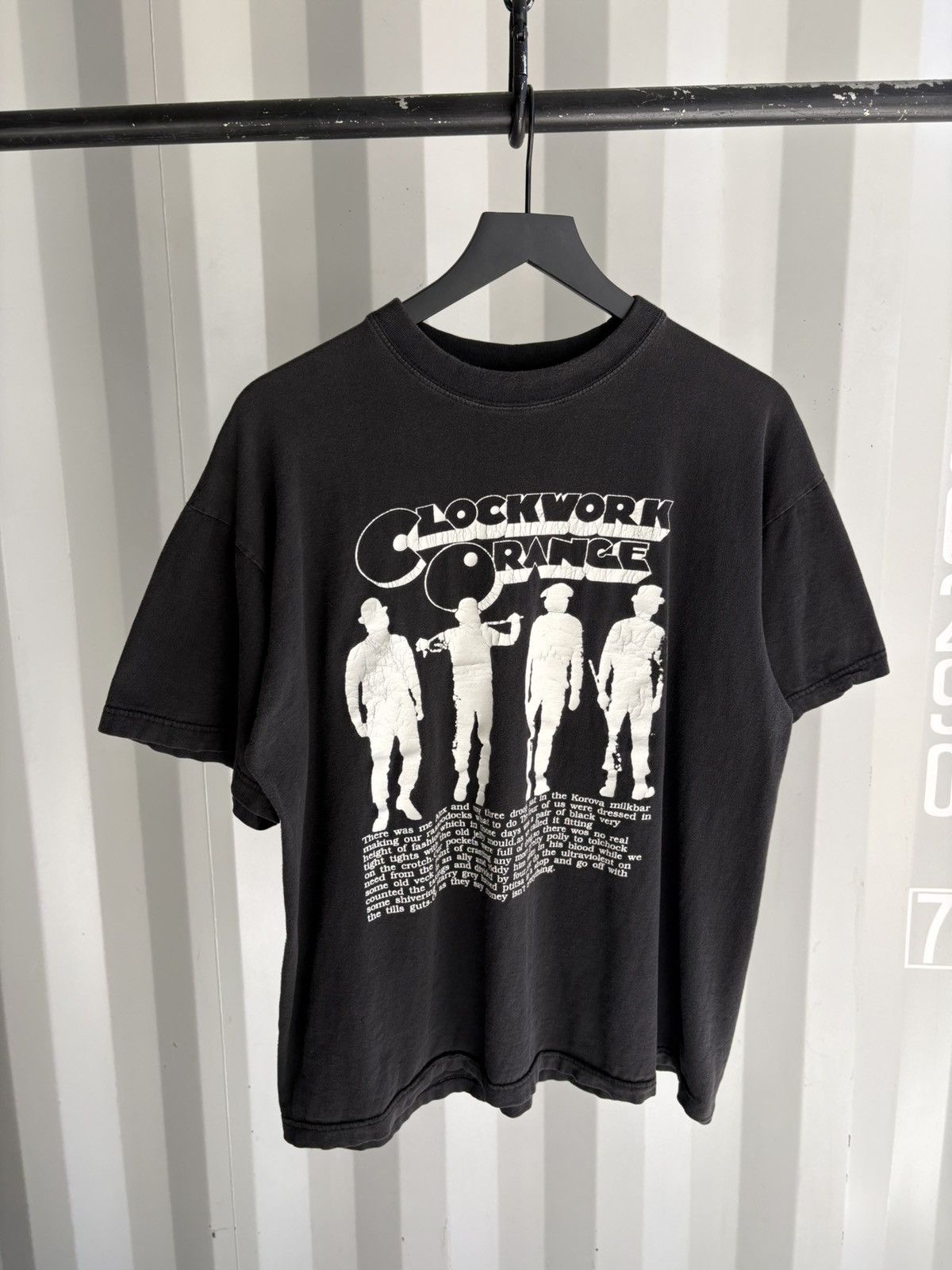 Vintage Vintage Clockwork Orange Shirt Faded Distressed Grunge Band Size US L / EU 52-54 / 3 - 1 Thumbnail