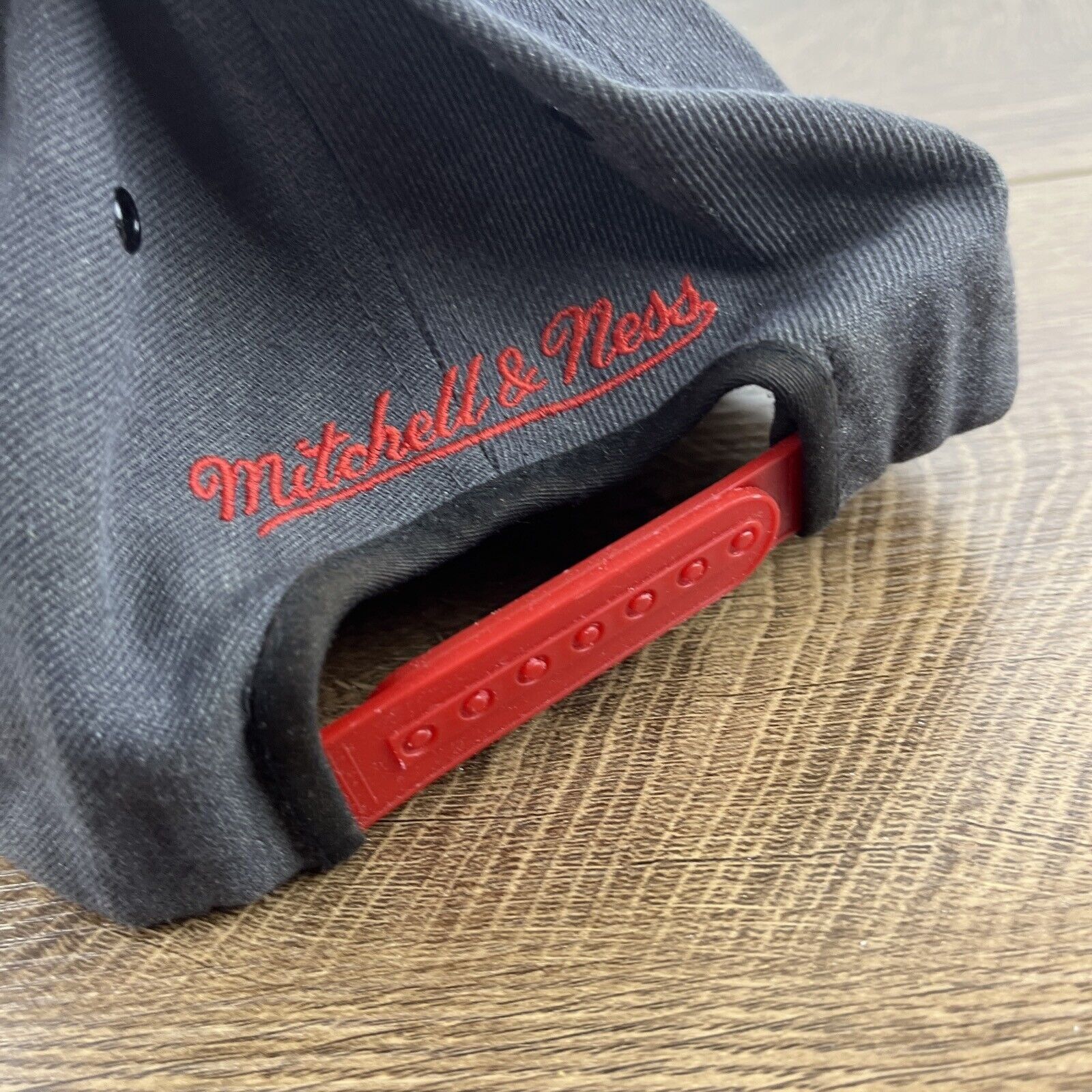 Mitchell & Ness Chicago Bulls Snapback Hat Mitchell & Ness Gray Adjustable H Size ONE SIZE - 10 Thumbnail