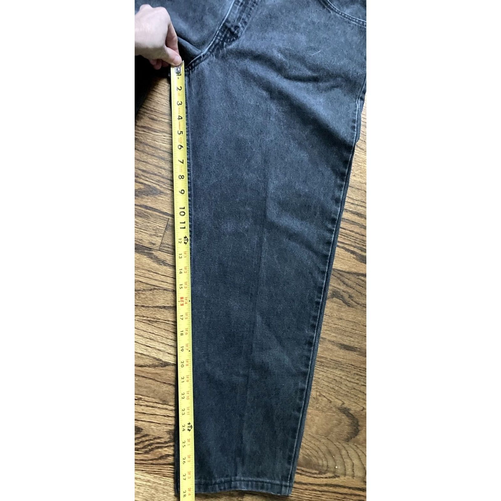 Levi's VINTAGE Levi’s 550 Jeans Mens 38x30 Black Denim Relaxed Tapered Orange Tab 90s 80s Made In USA Size US 38 / EU 54 - 4 Thumbnail