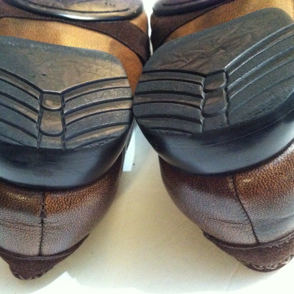 Robert Wayne ROBERT WAYNE MENS BROWN SLIP-ON DRESS SHOES SIZE: 10M Size US 10 / EU 43 - 9 Thumbnail