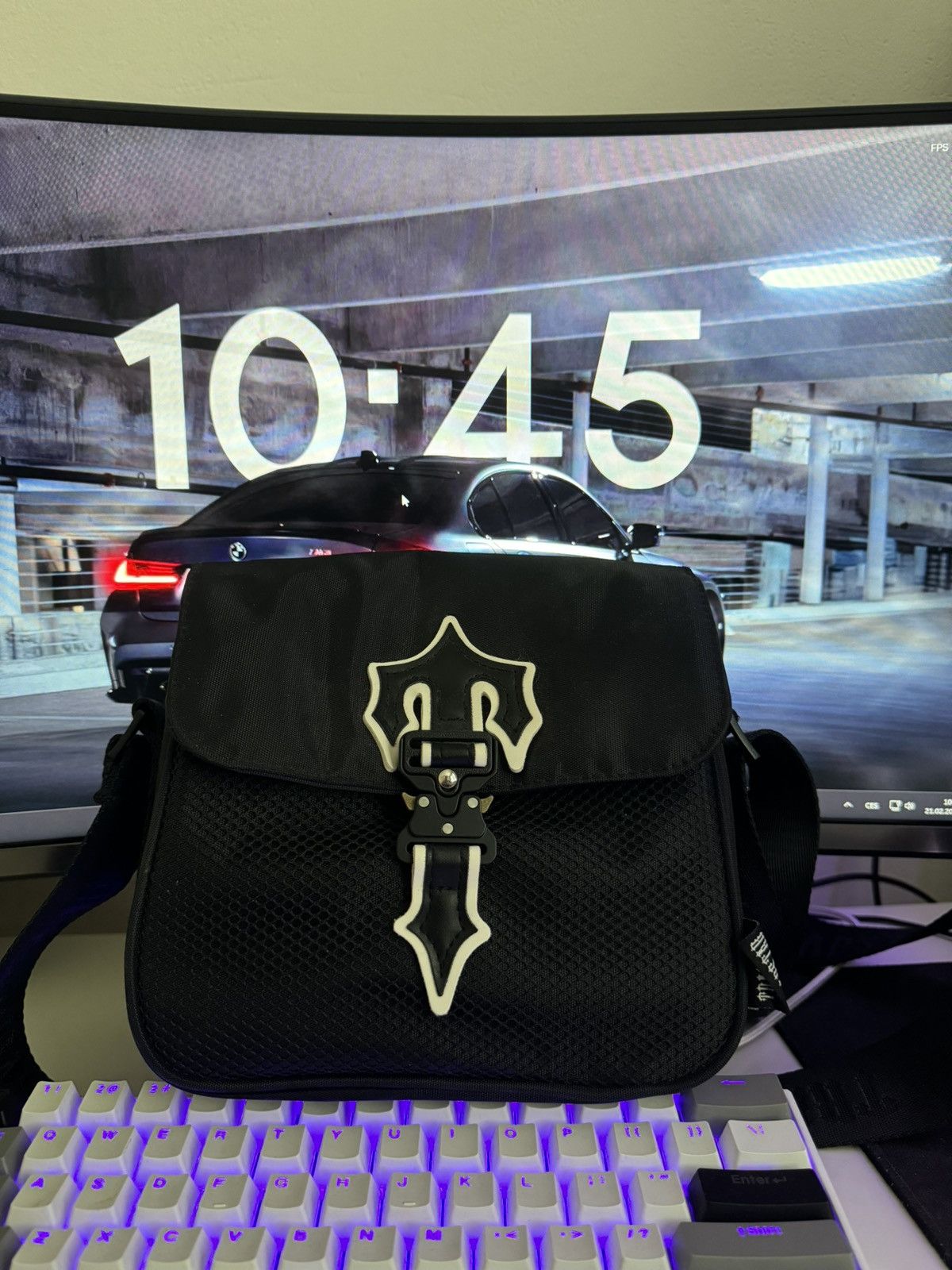 Trapstar shoulder bag