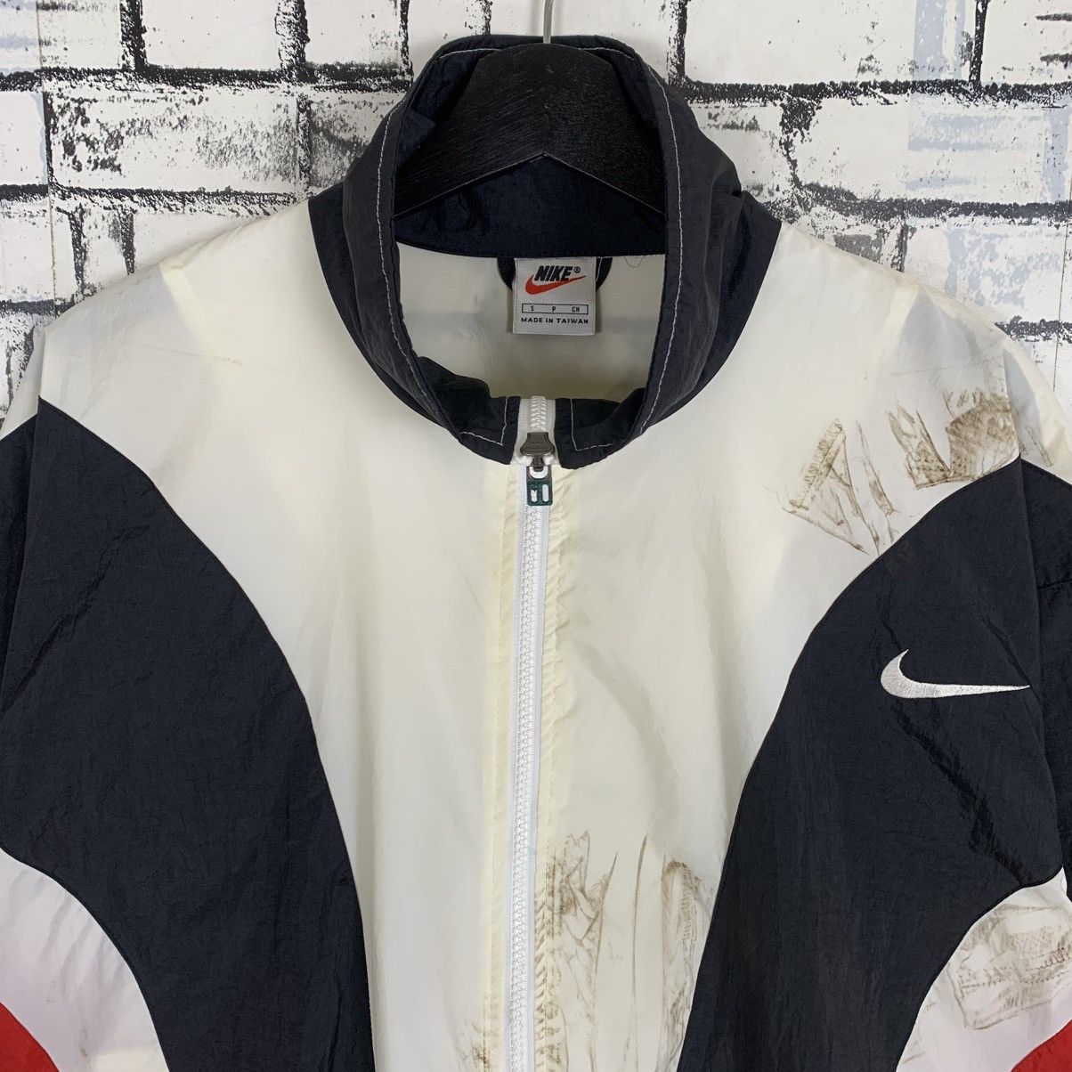 Nike Vintage Nike Windbreaker Jacket Size US S / EU 44-46 / 1 - 3 Thumbnail