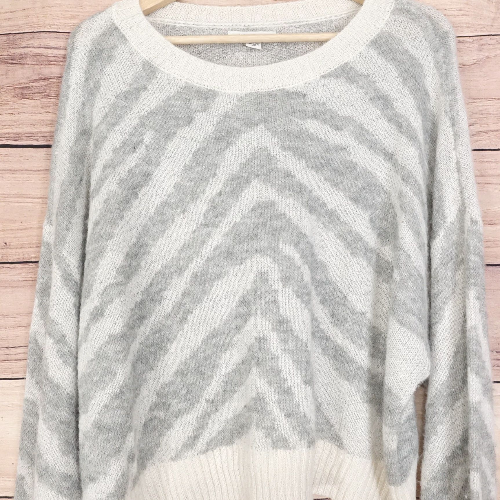 American Eagle Outfitters Vintage American Eagle Women's Sweater Pullover Baggy Baggy Long Sleeve Striped Casual Size M Gray Size M / US 6-8 / IT 42-44 - 2 Thumbnail