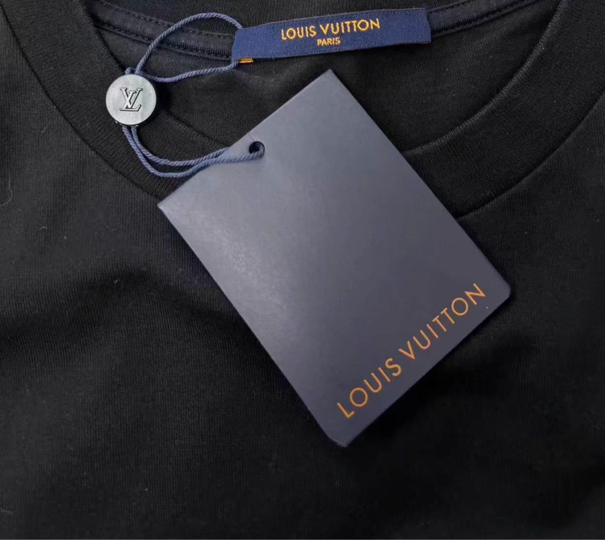 Louis Vuitton LV allover logo print gradient s/s tee m black L Size US L / EU 52-54 / 3 - 4 Thumbnail