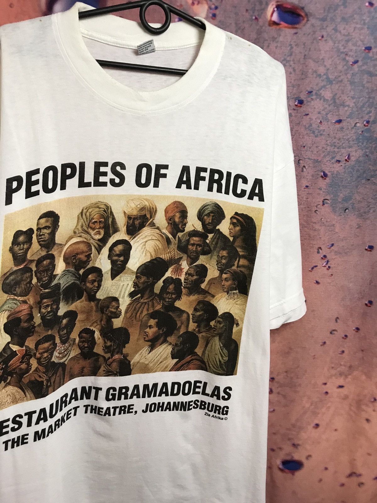 Other Vintage People of Africa restaurant gramadoelas 90s t shirt Size US XL / EU 56 / 4 - 1 Thumbnail