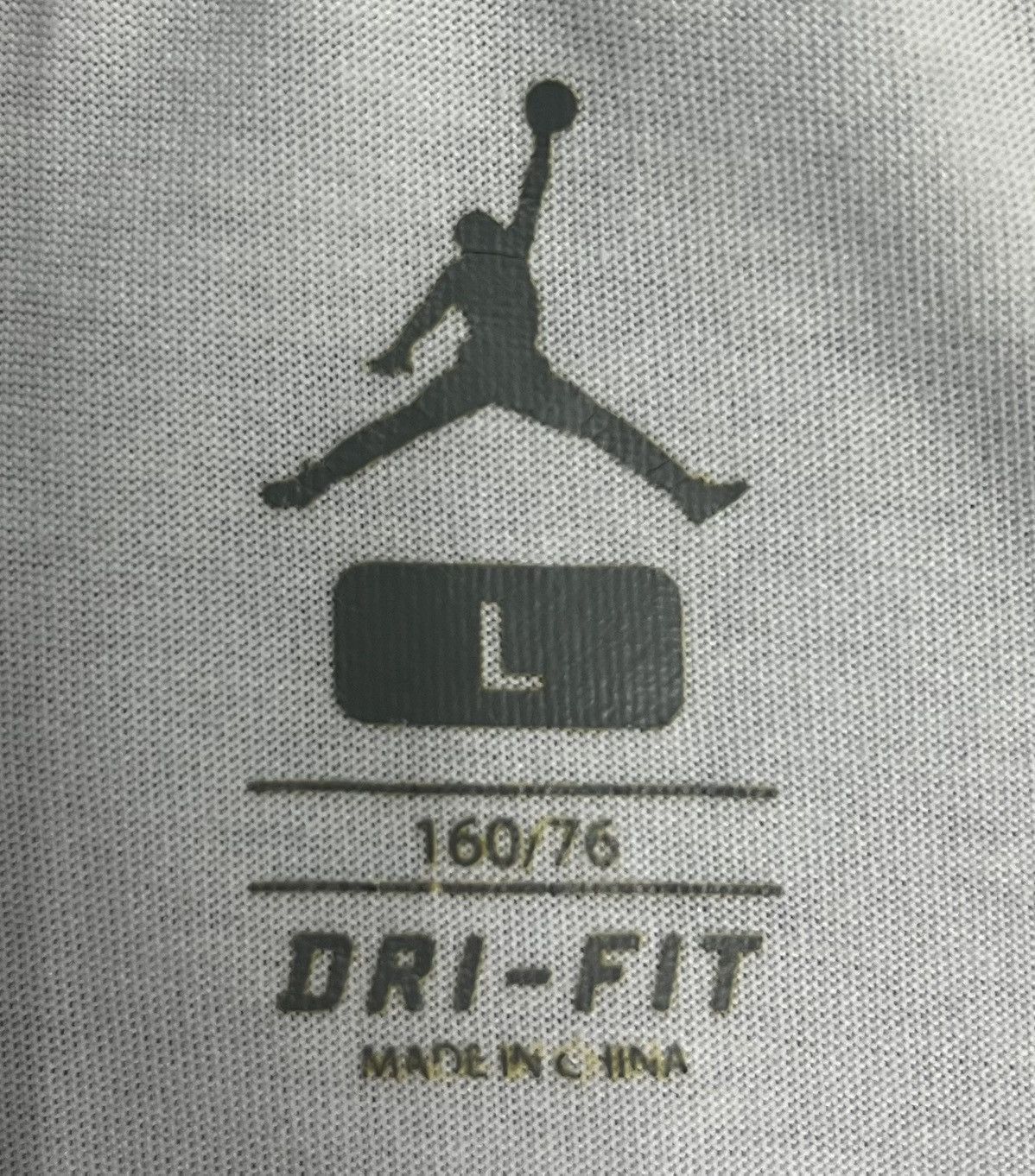 Jordan Brand × Vintage VINTAGE AIR JORDAN 23 DRI-FIT SHIRT Size US L / EU 52-54 / 3 - 8 Thumbnail